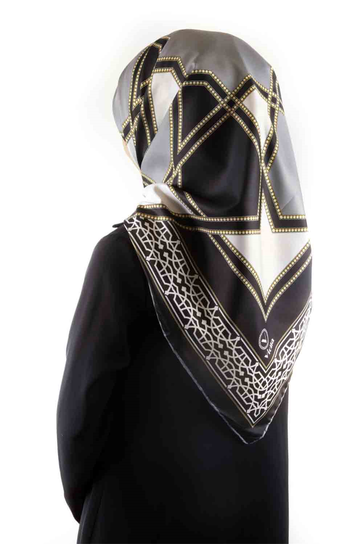 Twill Osmanlı Çini Desenli Gri Renkli 90x90 Eşarp (İpek İçermez)Kenar Dikiş Şekli El Dikişli