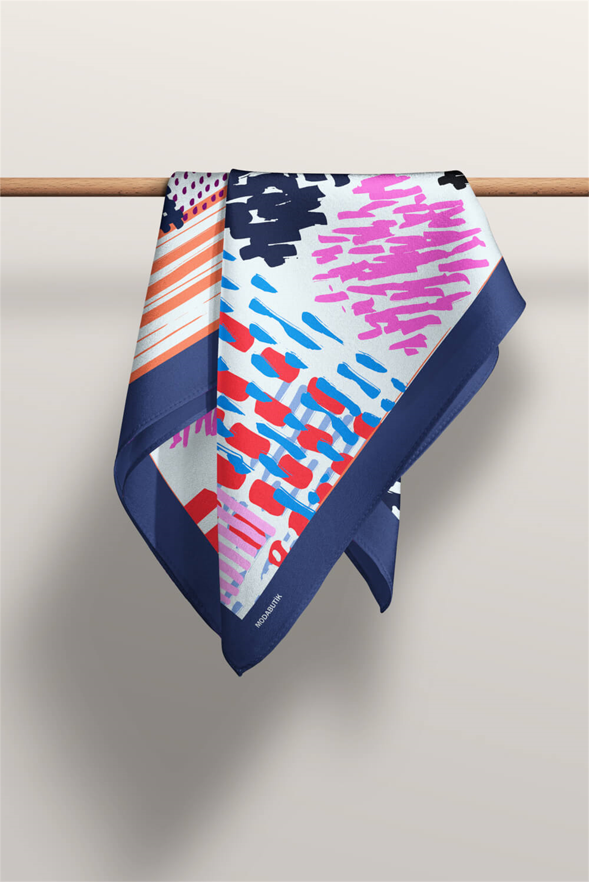 D76 Kadın Egzotik Desenli Bandana 50x50 Kırmızı Siyah DG0434-22