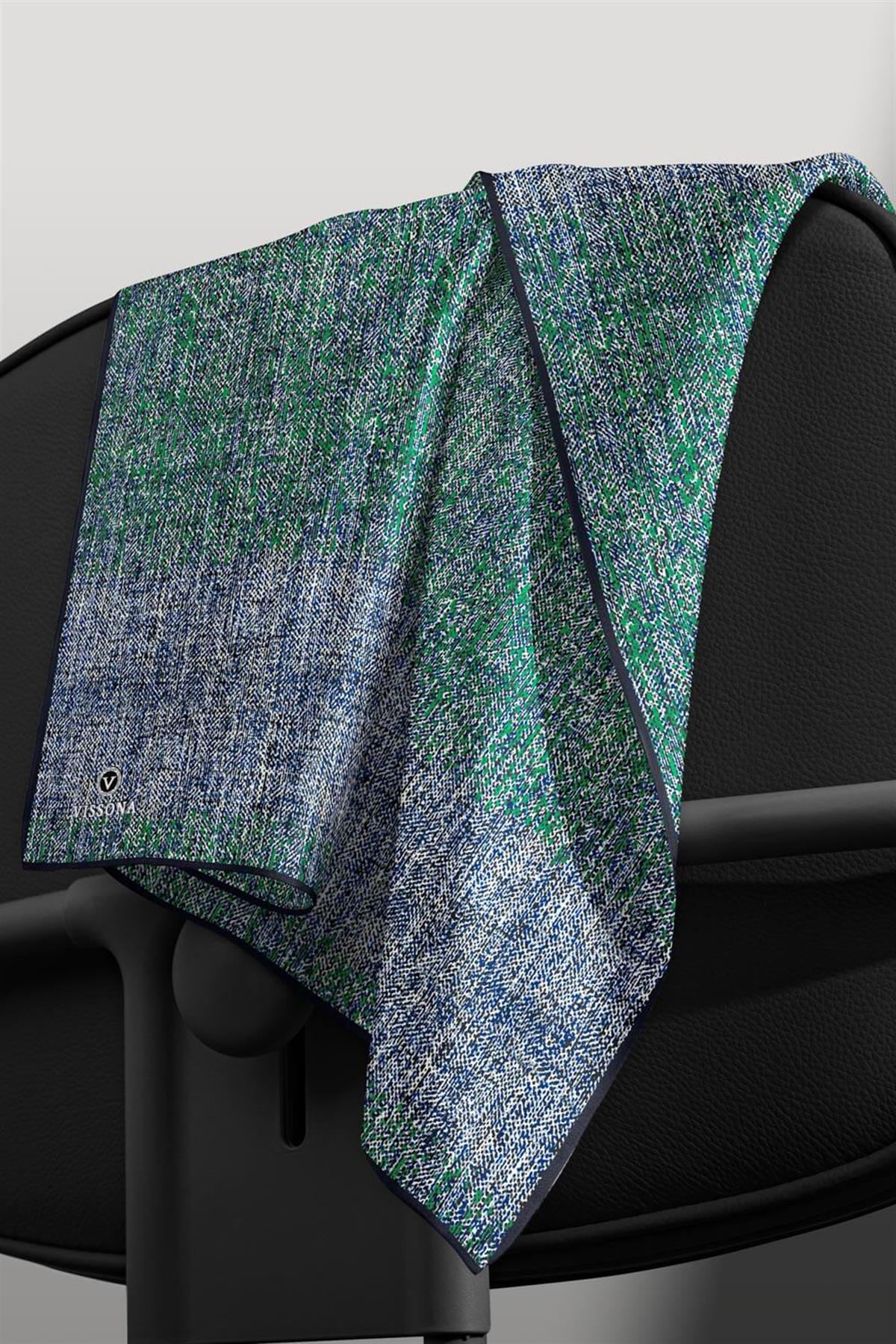 %100 Twill İpek Dokulu Desen Saks - Zümrüt Yeşili Renkli 90x90 Eşarp Kenar Dikiş Şekli El Dikişli