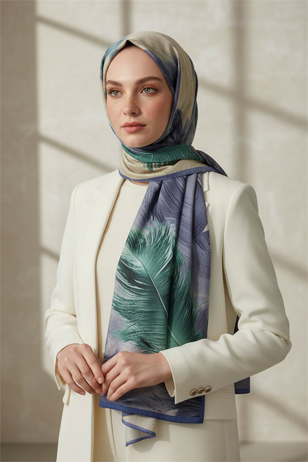 KREP YAPRAK DESENLİ İNDİGO RENKLİ 75X195 KIRIŞMAZ ŞAL
