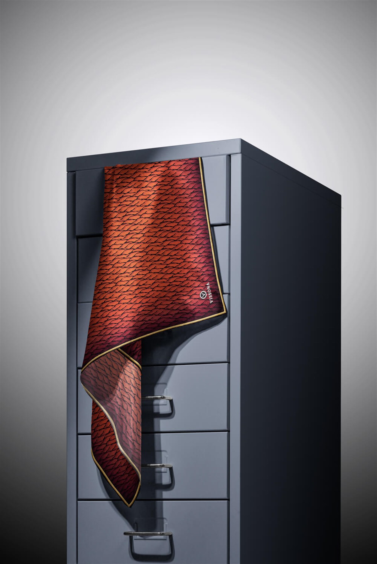 %100 Twill İpek File Desenli Taba - Siyah Renkli 90x90 Eşarp Dikim Şekli : El Dikişi