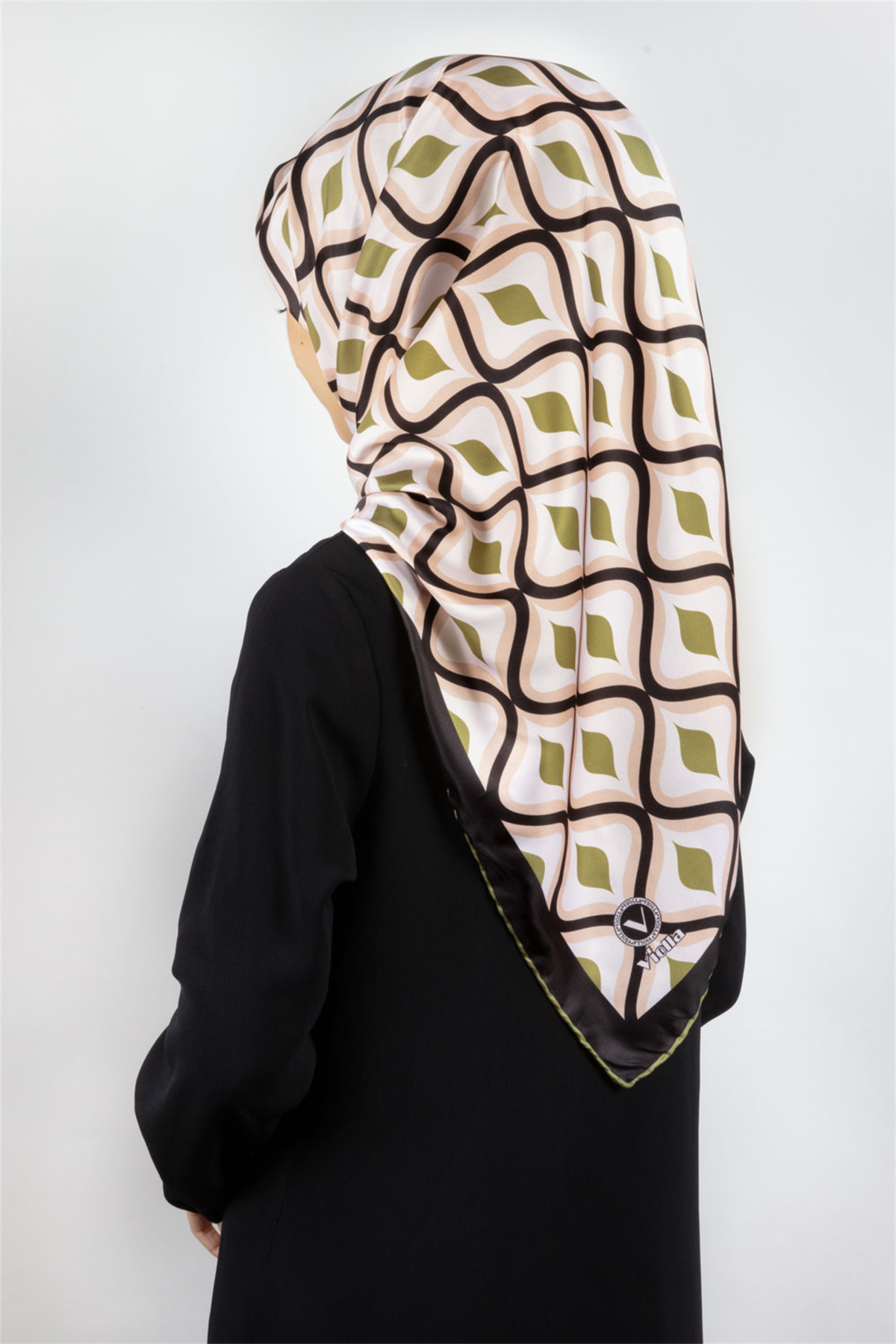 Twill Geometrik Daire Desenli Haki Renkli 90x90 Eşarp (İpek İçermez) Dikim Şekli : El Dikişi
