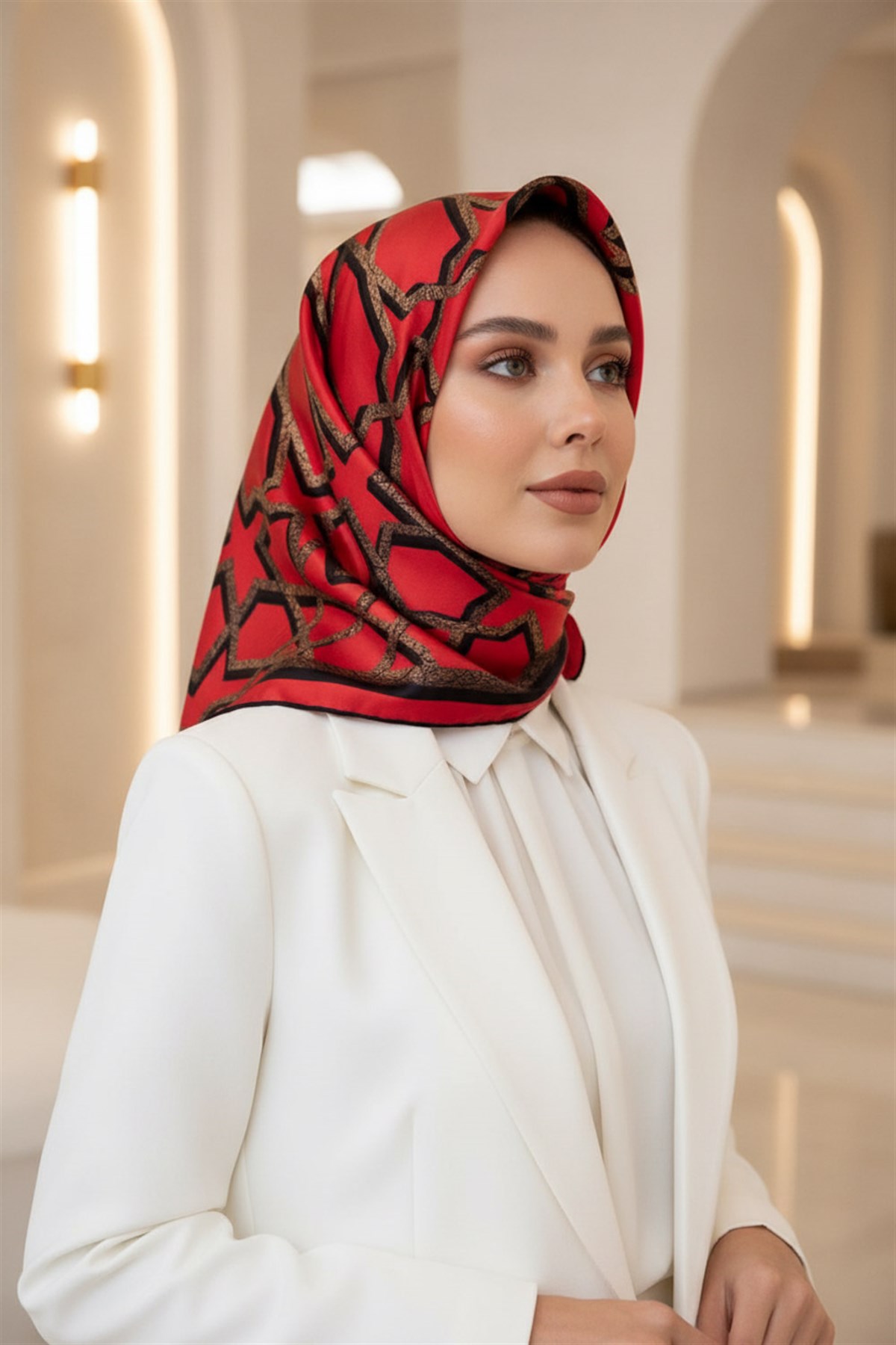 %100 Twill Türk Motifi  Desenli Nar Çiçeği Renkli 90x90 Eşarp Dikim Şekli: El Dikişi