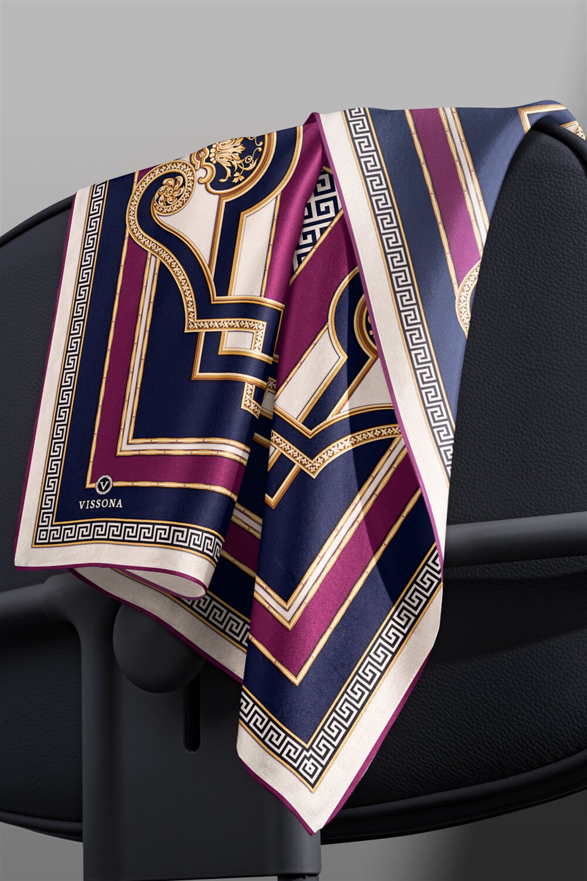 %100 Twill İpek Barok Desenli Mürdüm - Lacivert Renkli 90x90 Eşarp Dikim Şekli : El Dikişi