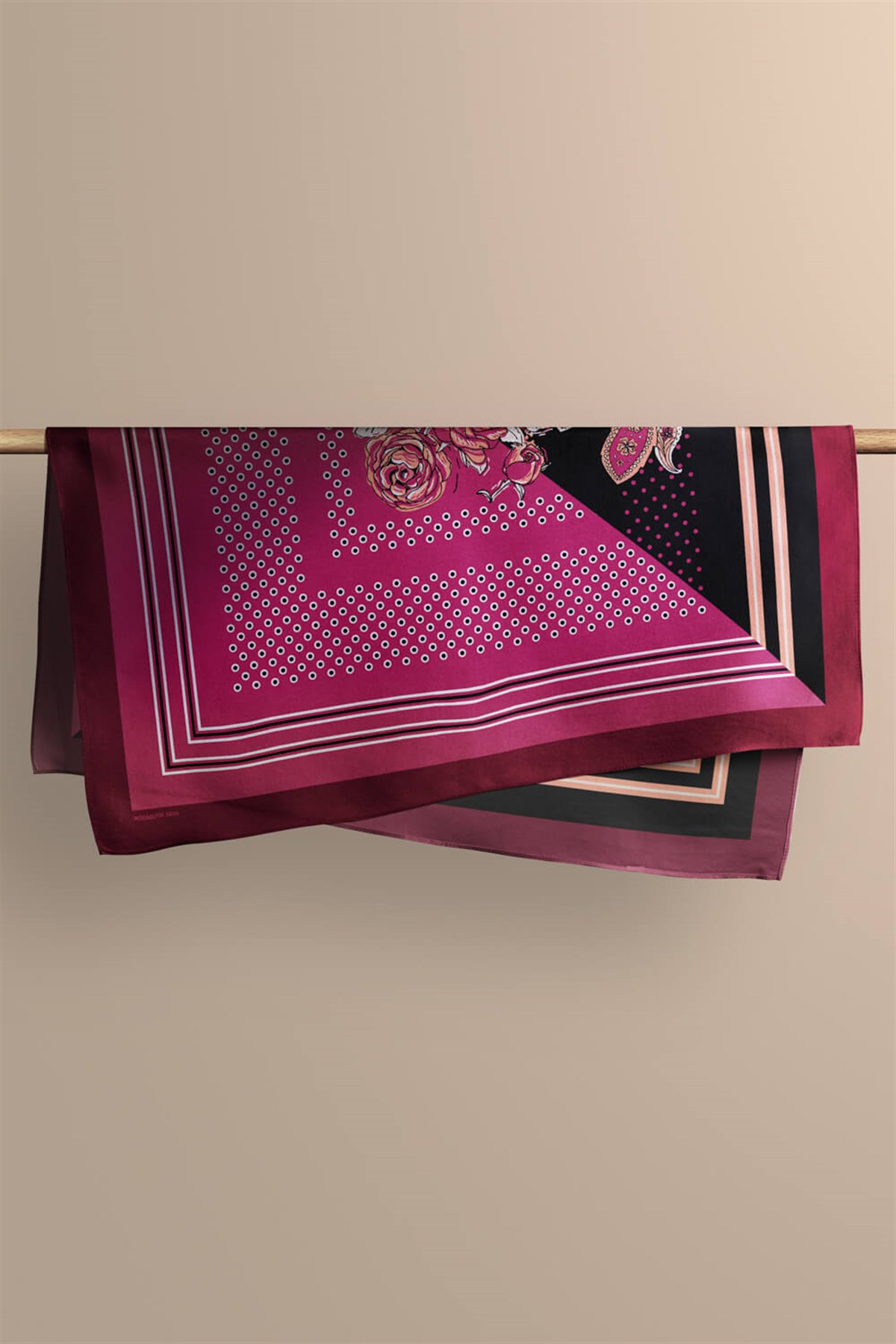Kadın Gül Kurusu Şal Desenli 50x50 Bandana HYL DG01656-22