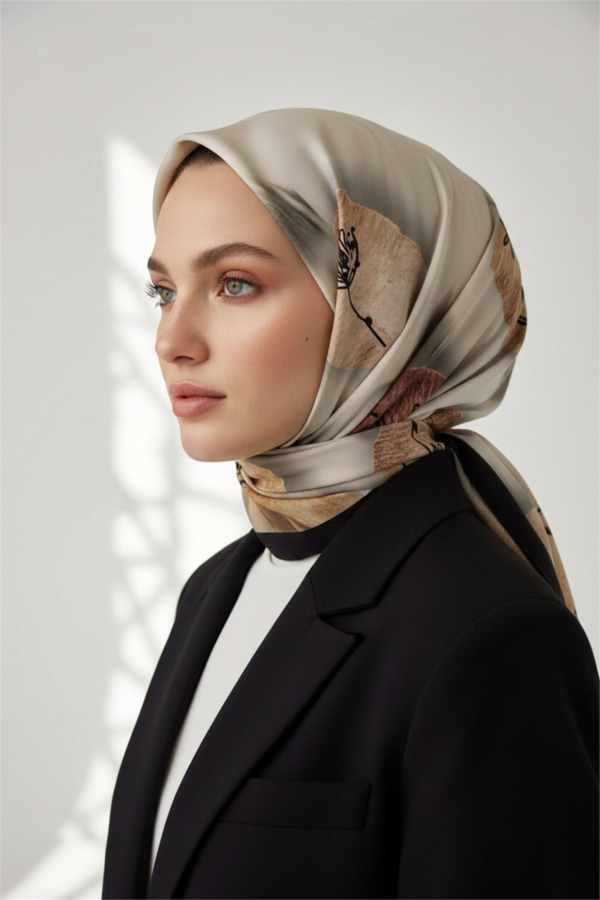 KREP FIRÇA DOKULU ÇİZGİ ÇİÇEK DESENLİ KREM - TABA RENKLİ 75X195 KIRIŞMAZ ŞAL