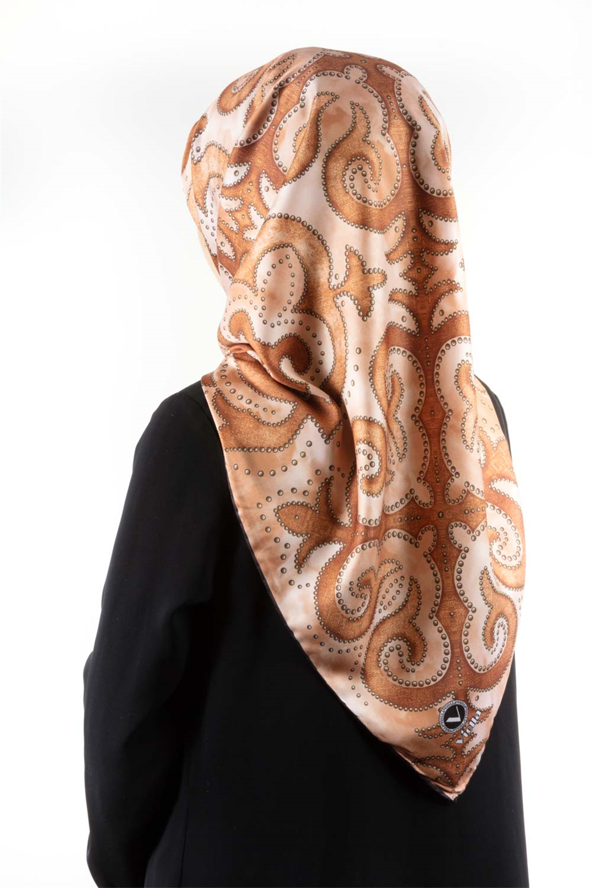 Twill Barok Desenli Taba Renkli 90x90 Eşarp (İpek İçermez) Kenar Dikiş Şekli El Dikişli