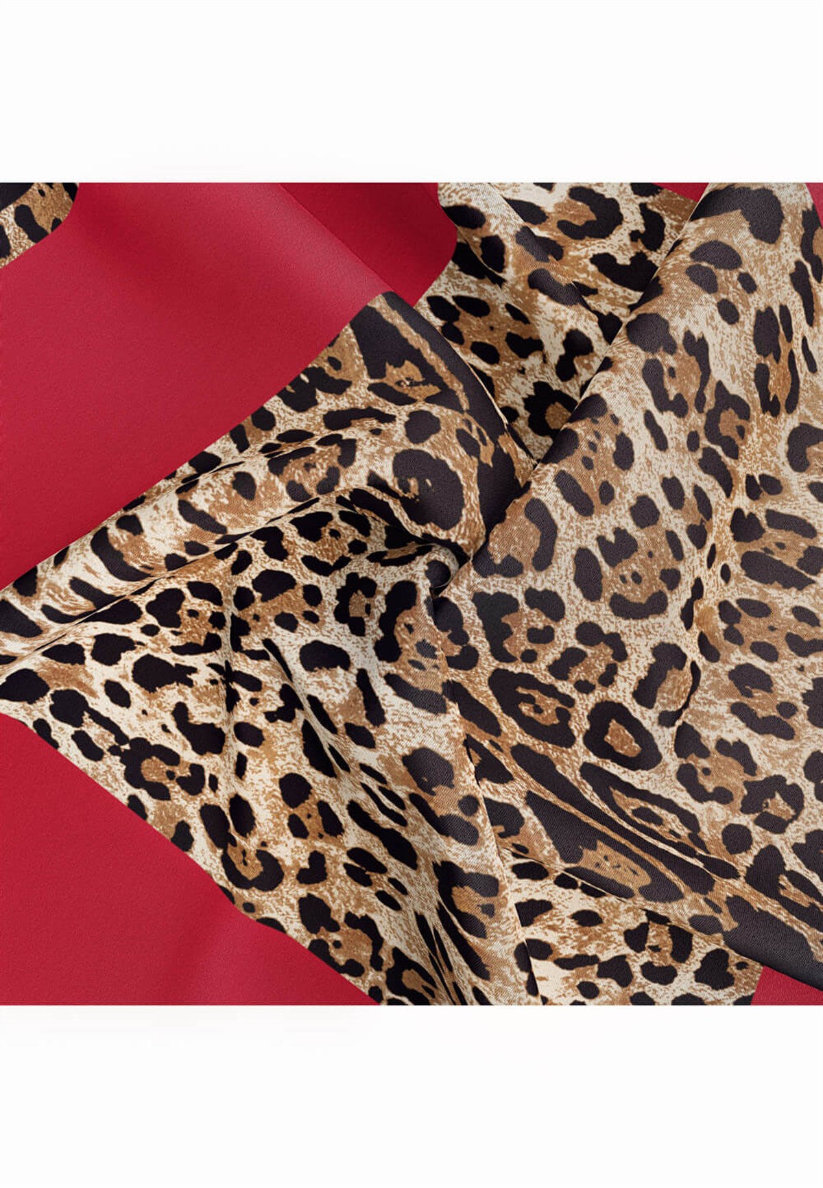 %100 Twill İpek Leopar Desenli Kırmızı Renkli 90x90 Eşarp Dikim Şekli : El Dikişi