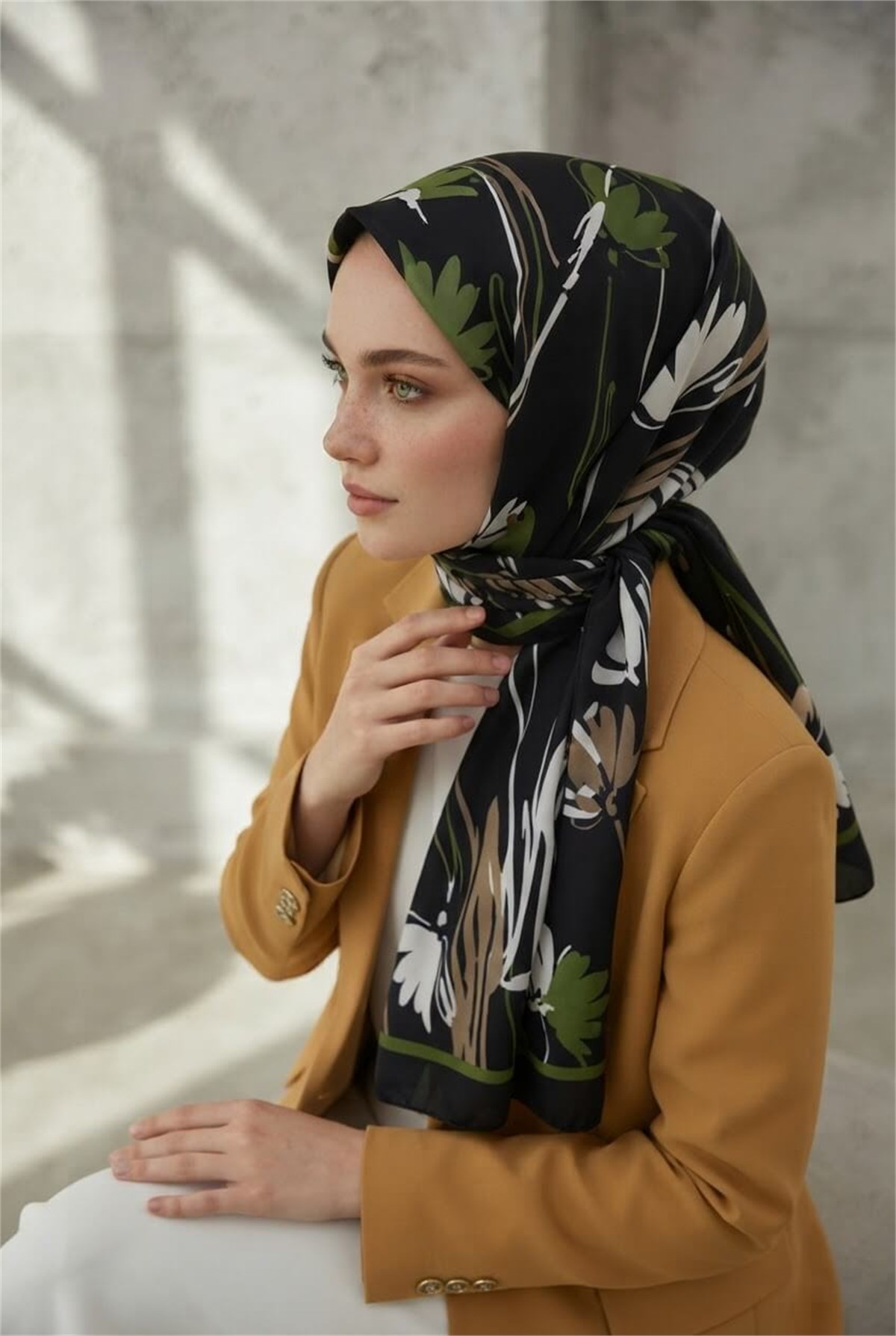 KREP ÇİÇEK DESENLİ HAKİ RENKLİ 75X195 KIRIŞMAZ ŞAL
