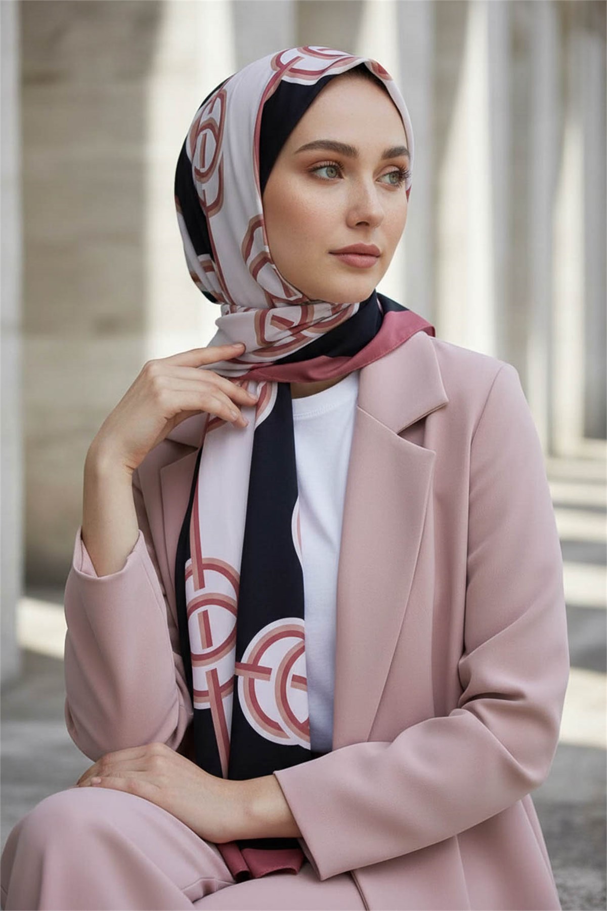 KREP ÇİZGİLİ DESENLİ PUDRA RENKLİ 75X195 KIRIŞMAZ ŞAL