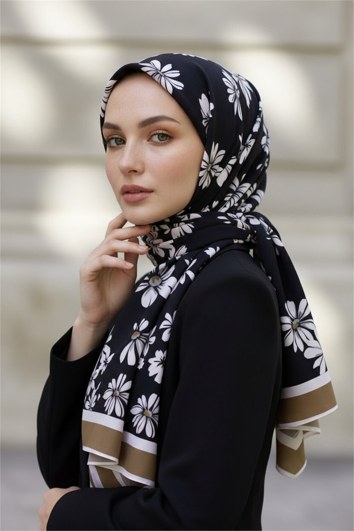 KREP PAPATYA DESENLİ BEJ RENKLİ 75X195 KIRIŞMAZ ŞAL