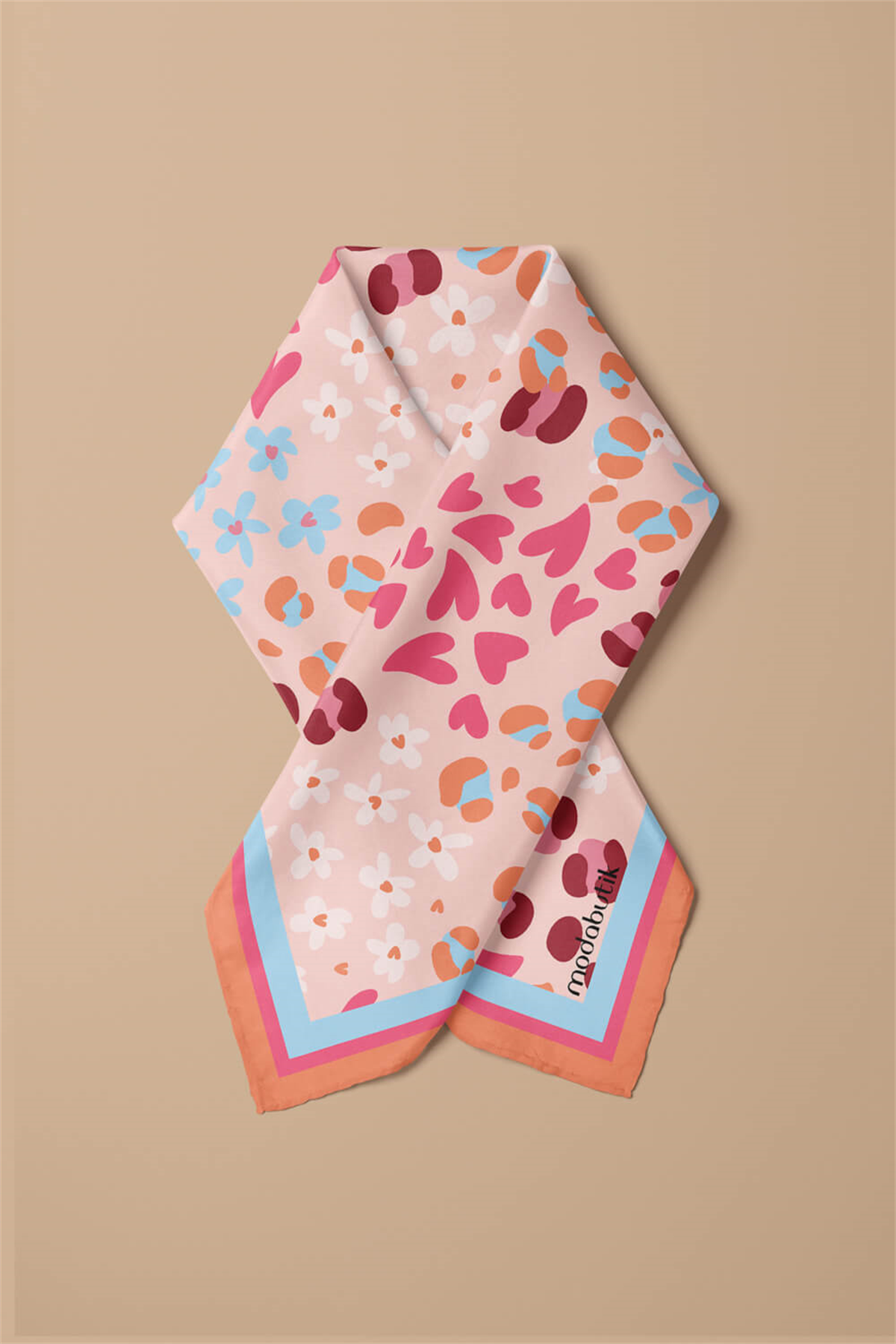 G64 Modabutik Kalpli Leopar Desenli Bandana