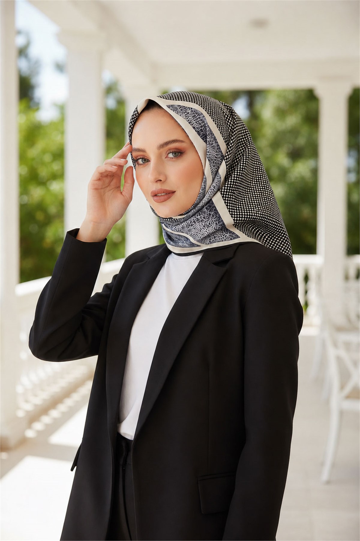 %100 Twill İpek Eşarp 90x90 Soyut Dalga Desenli El Dikişli Kadın Eşarp