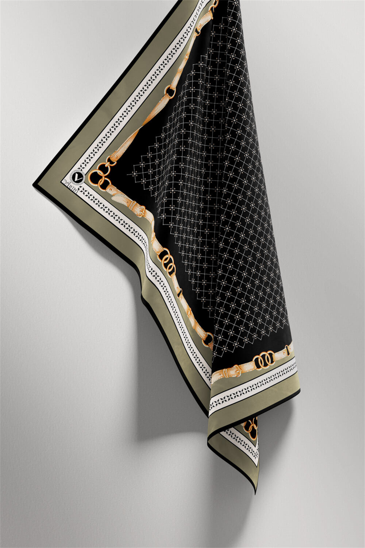 Twill Kemerli ve Çıtır Motifli Desenli Haki Renkli 90x90 Eşarp (İpek İçermez) Dikim Şekli : El Dikişi