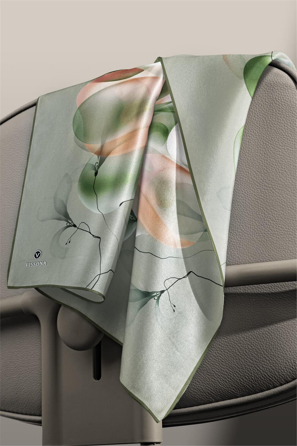 %100 Twill İpek Büyük Çiçek Desenli Haki - Somon Renkli 90x90 Eşarp Dikim Şekli : El Dikişi