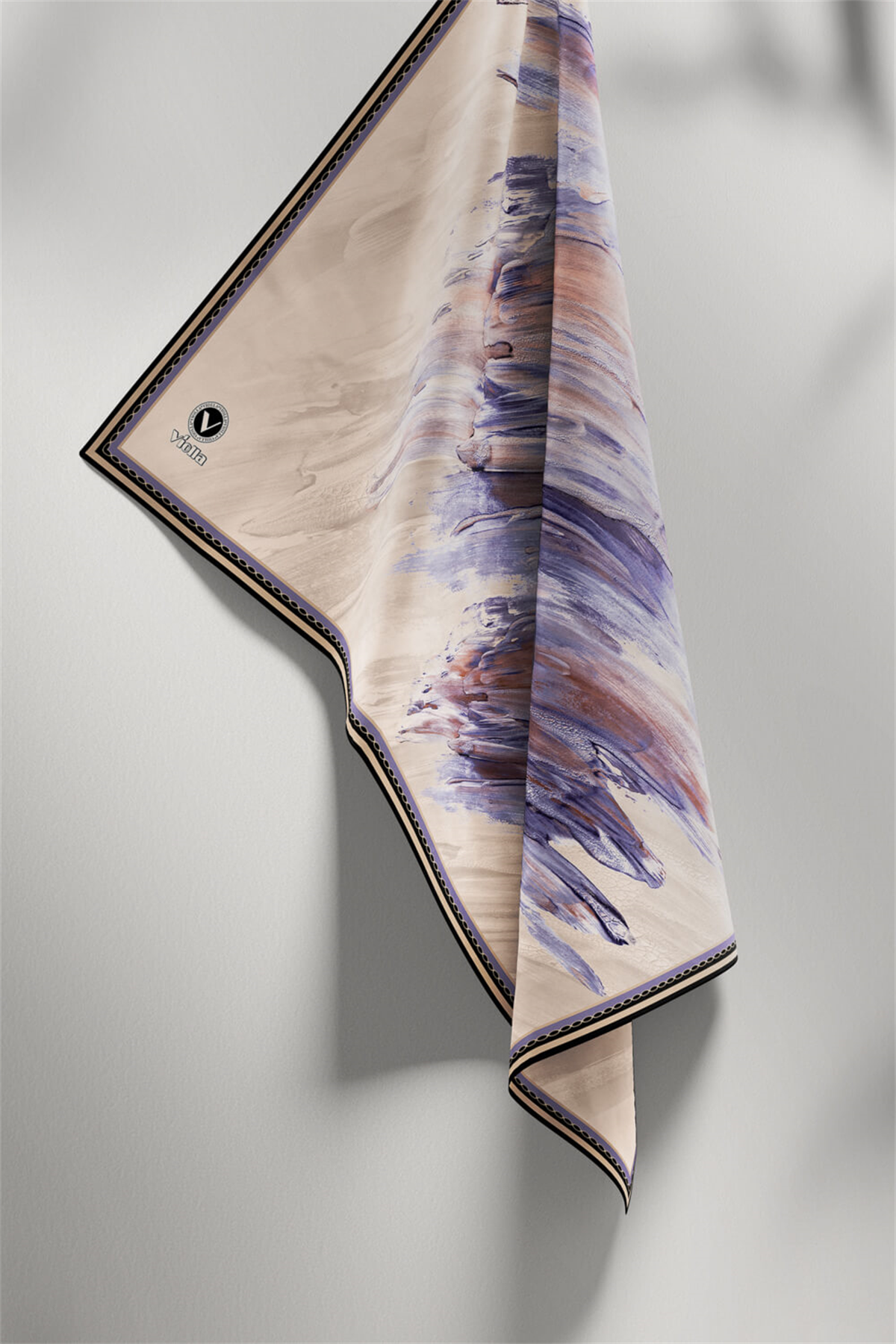 Twill Fırça Darbesi Desenli Lila Renkli 90x90 Eşarp (İpek İçermez) Dikim Şekli : El Dikişi