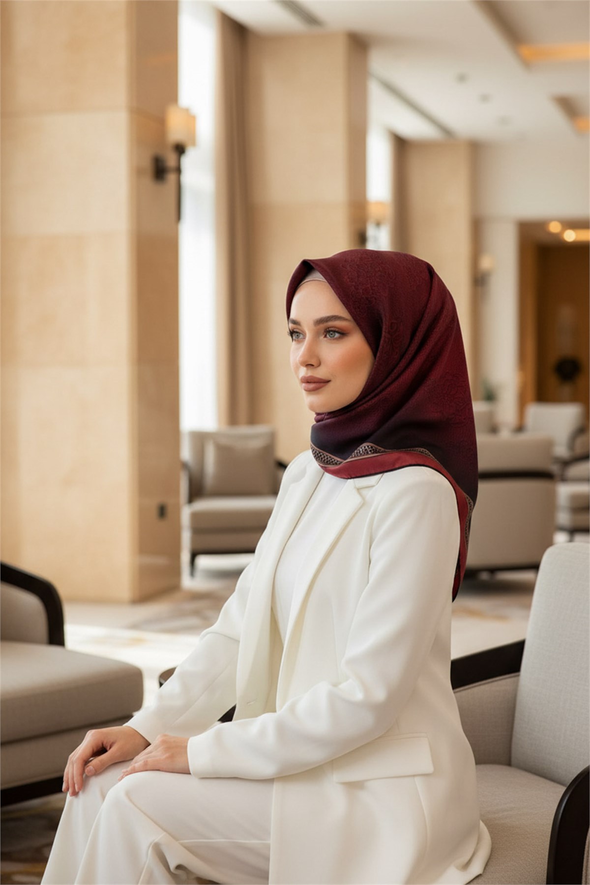 %100 Twill İpek Eşarp 90x90 Bordo Barok Desenli El Dikişli Kadın Eşarp