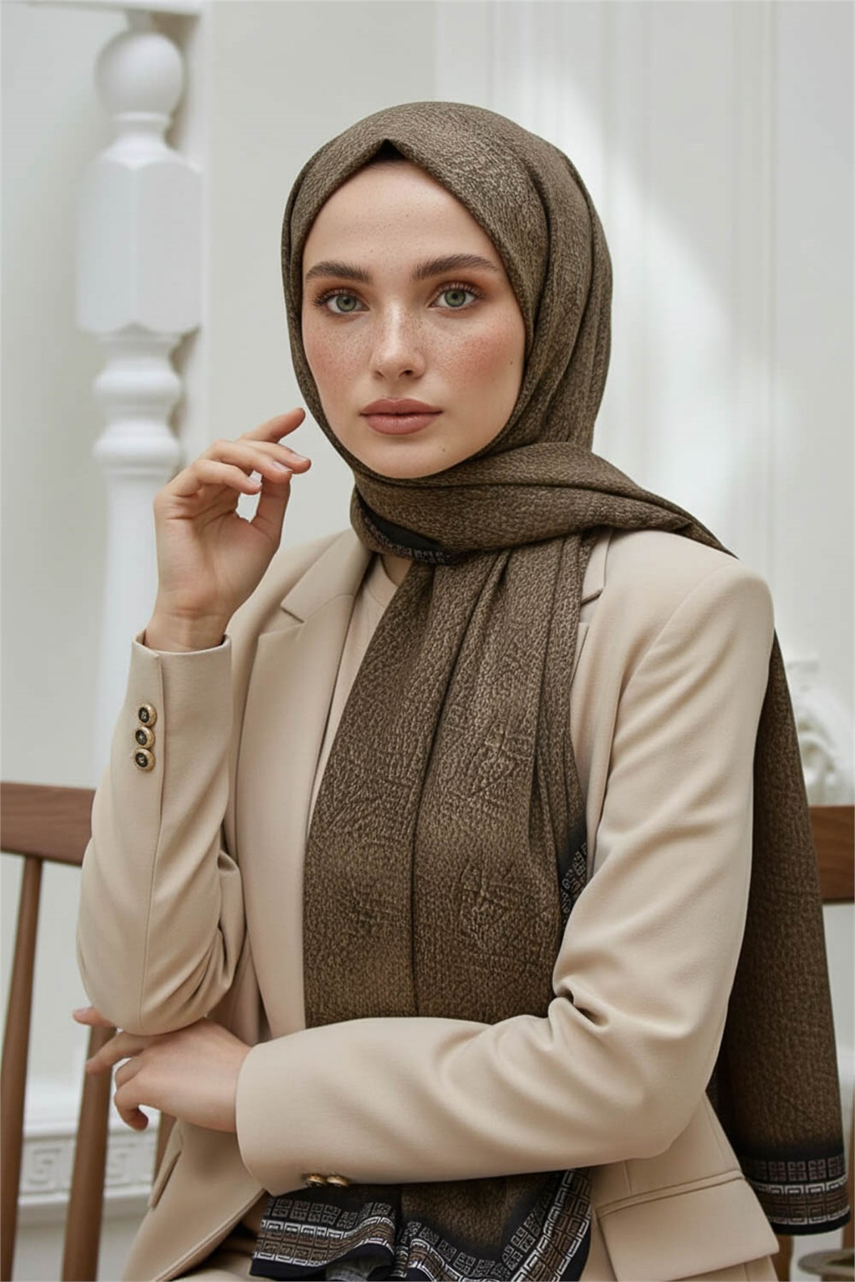 KREP DESENLİ VİZON RENKLİ 75X195 KIRIŞMAZ ŞAL