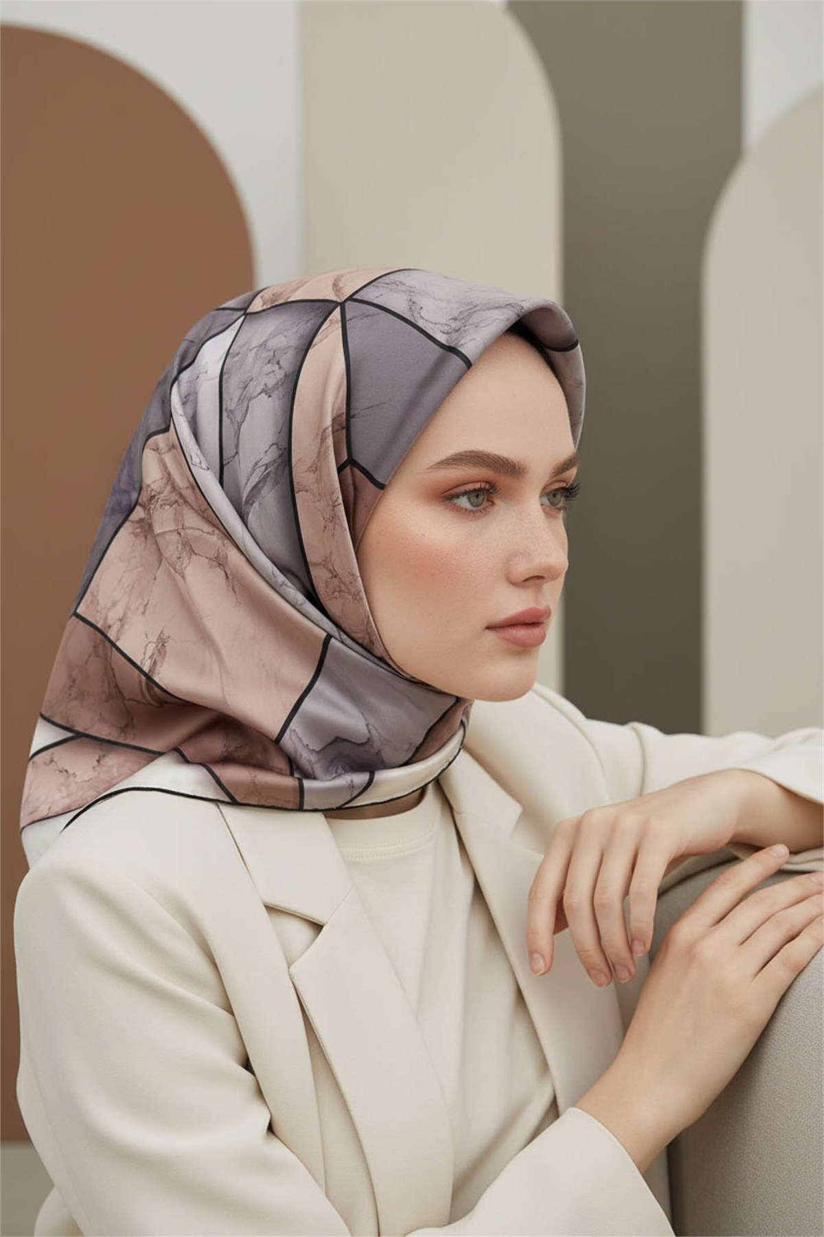 Rayon Mermer Desenli Gri - Bej Renkli 90x90 Eşarp (İpek İçermez) Kenar Dikiş Şekli El Dikişli