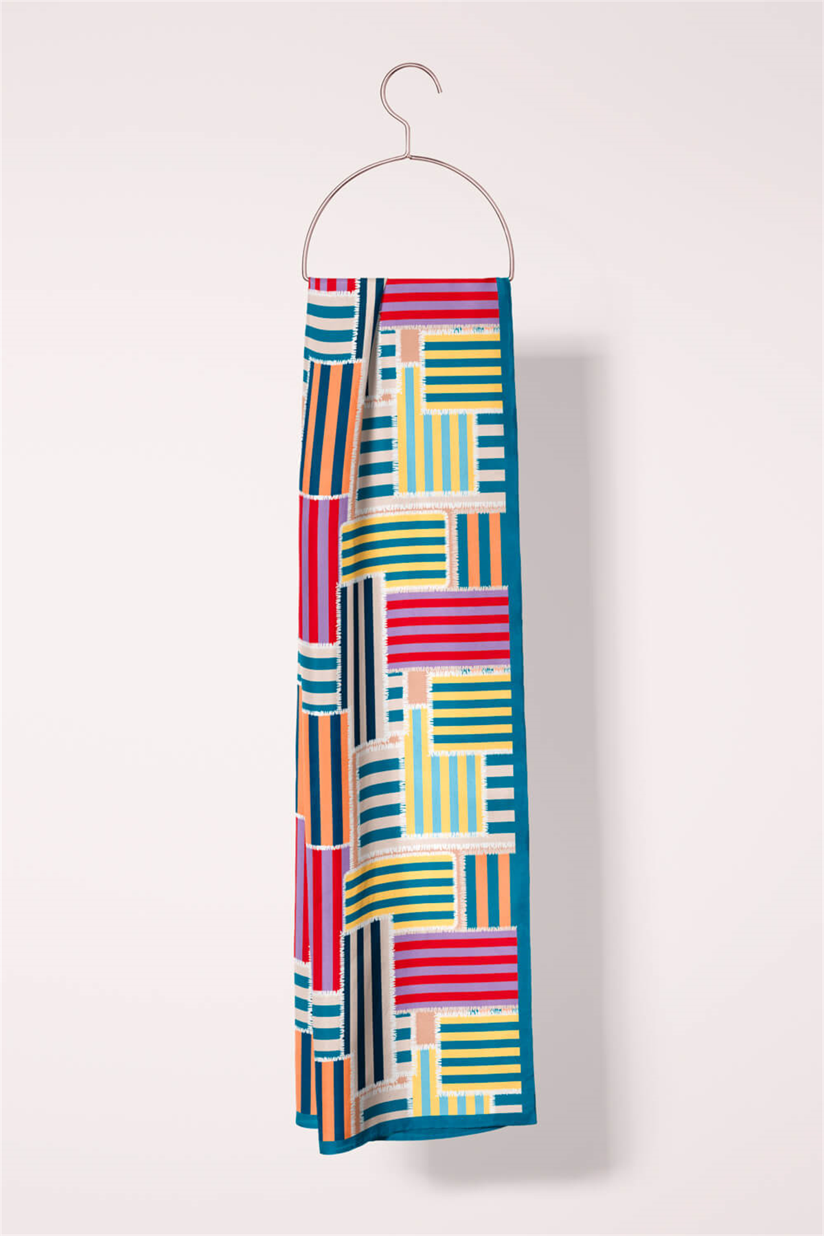 SATEN İPEK GEOMETRİK DESENLİ KADIN FULAR