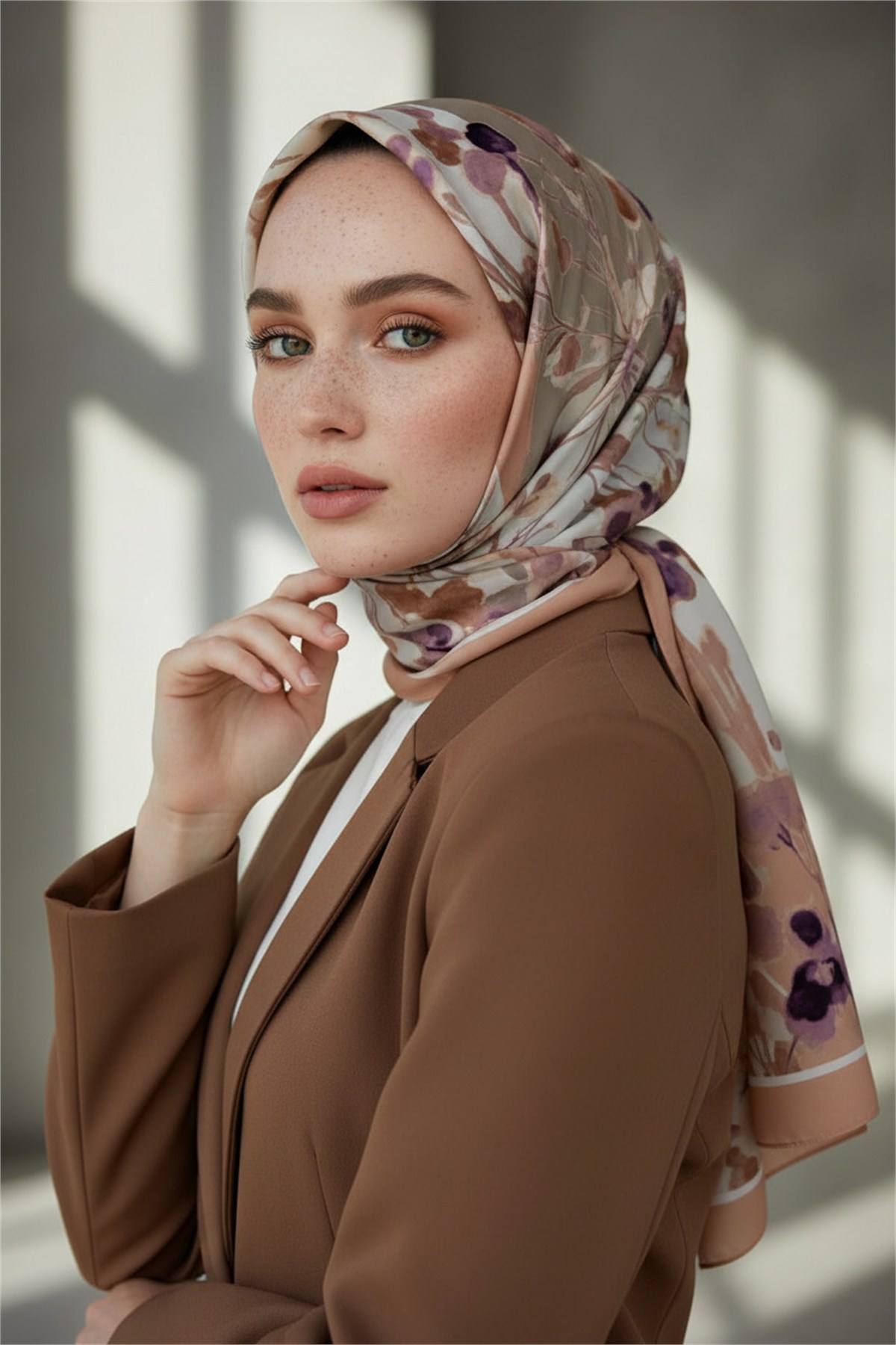 KREP BAHAR DALI DESENLİ SOMON RENKLİ 75X195 KIRIŞMAZ ŞAL