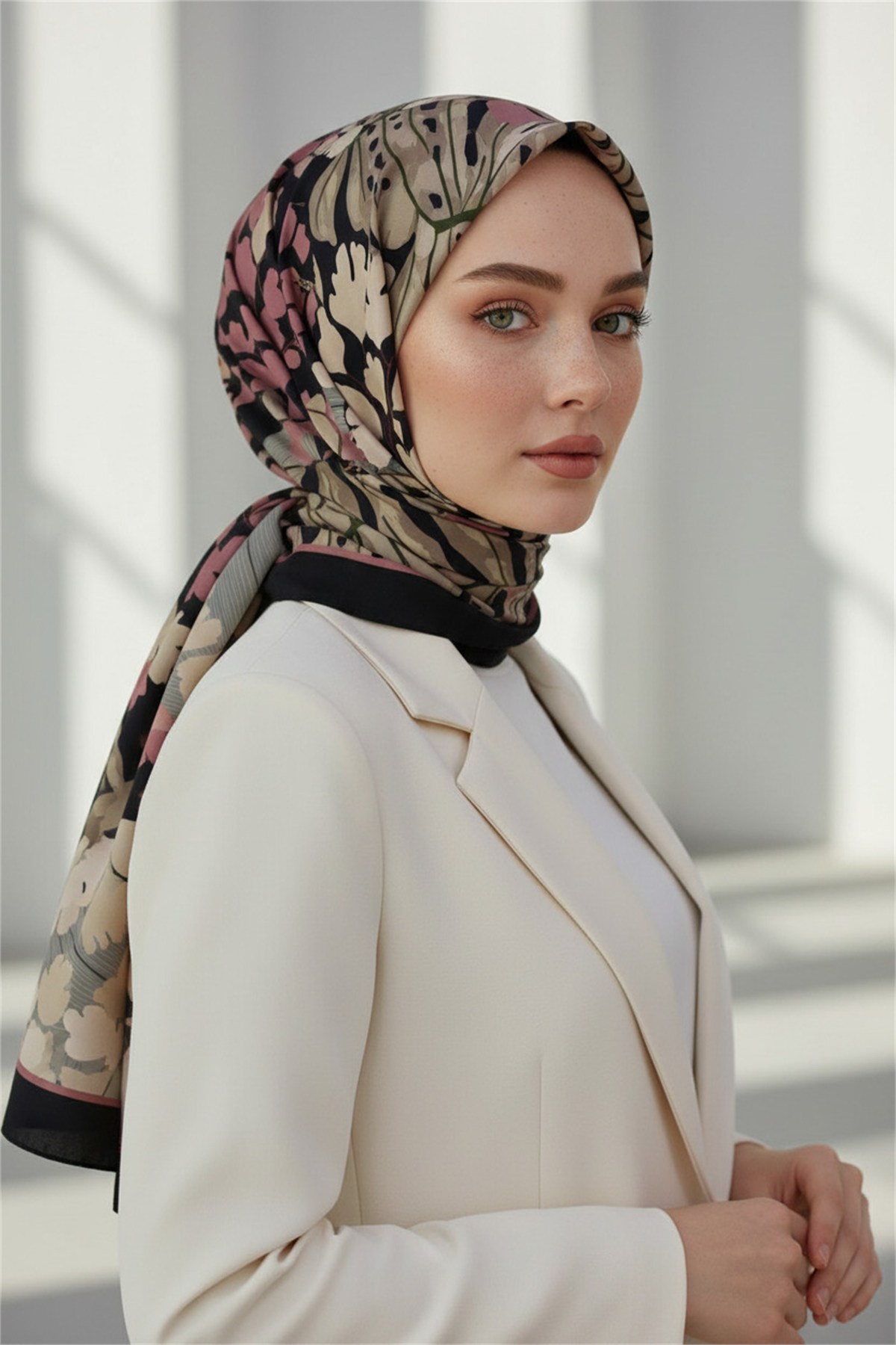 KREP YAPRAK DESENLİ GRİ - PUDRA RENKLİ 75X195 KIRIŞMAZ ŞAL