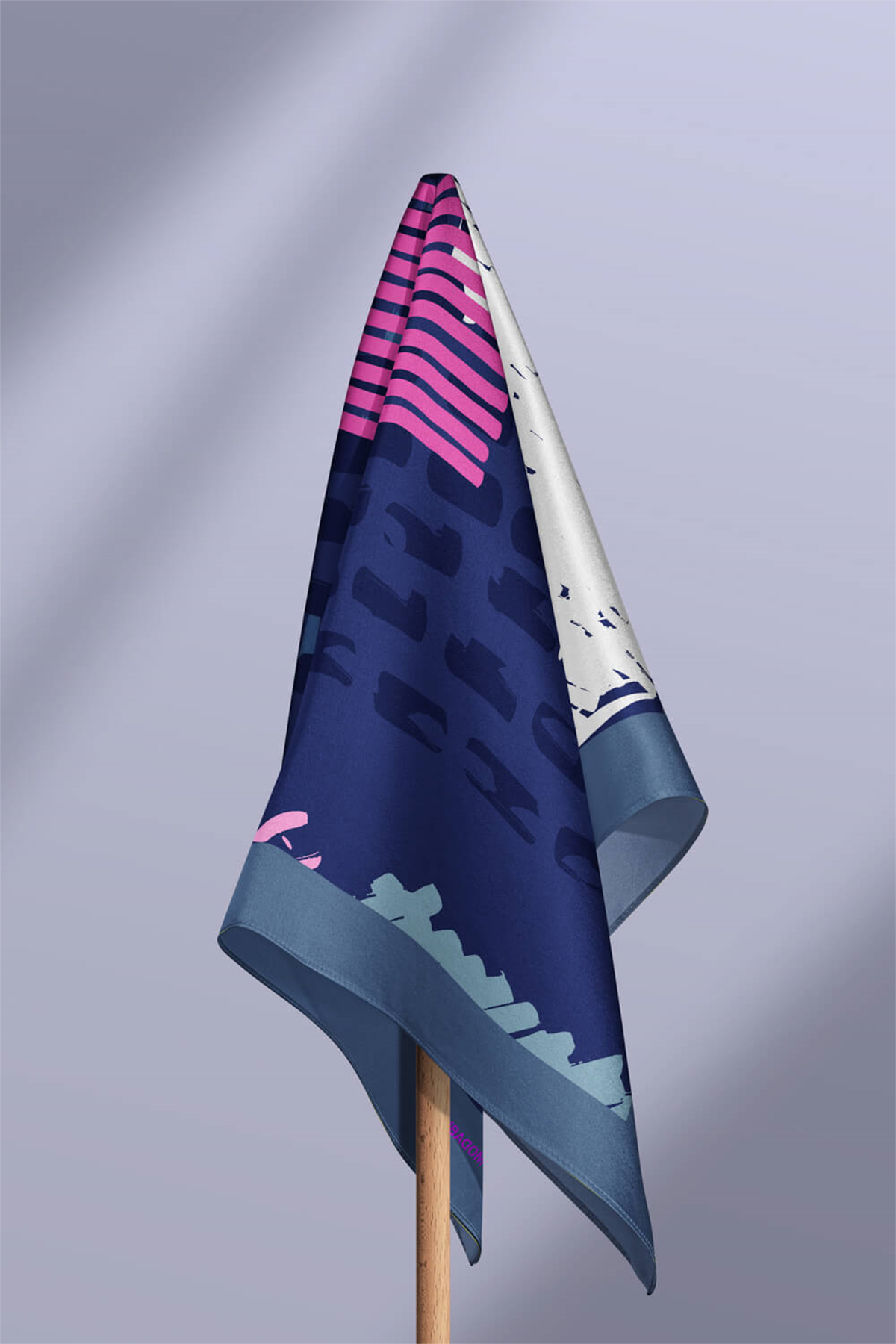 V17 Kadın Egzotik Desenli Bandana 50x50 Mavi DG0448-22