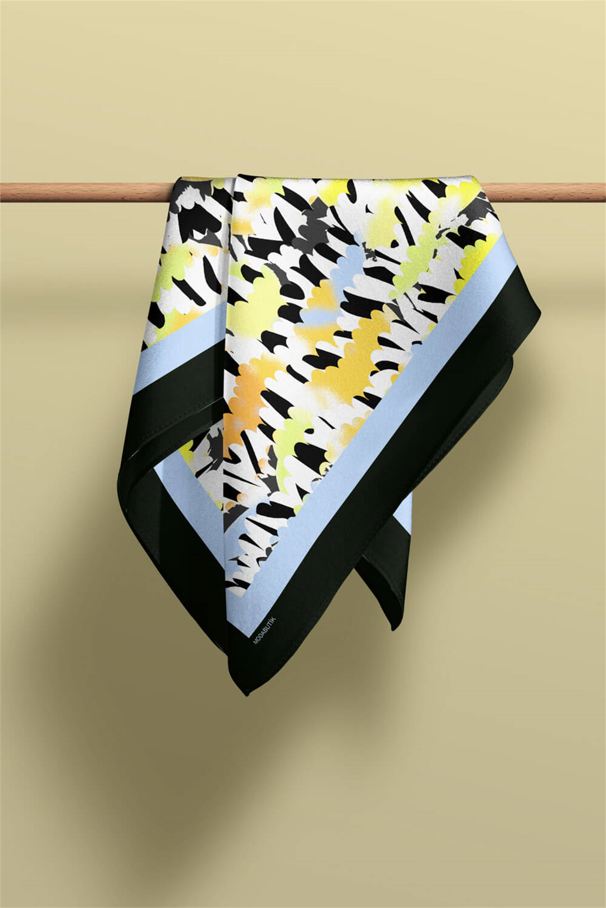 V39 Kadın Sarı Suluboya Desenli 50x50 Bandana HYL DG01281-22