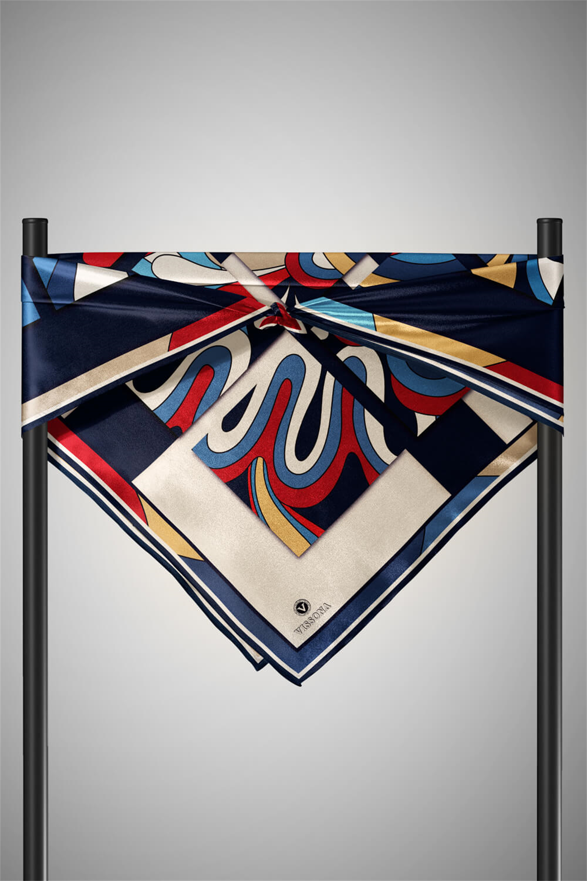 % 57 İPEK % 43 VİSKON Twill İpek Geometrik Desenli Lacivert - Bordo Renkli 90x90 Dikim Şekli : El Dikişi Eşarp