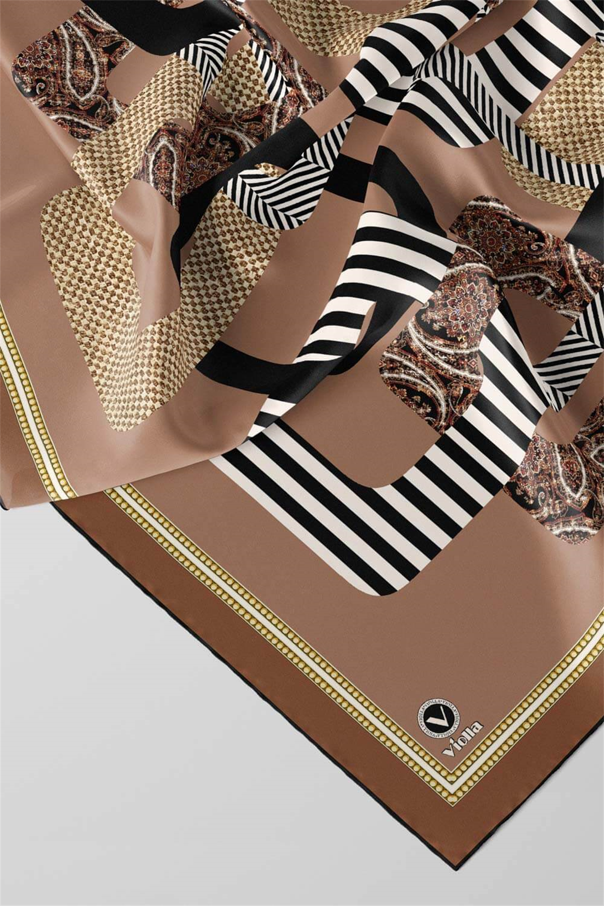 Twill Geometrik Desenli Bakır Renkli 90x90 Eşarp (İpek İçermez) Kenar Dikiş Şekli El Dikişli
