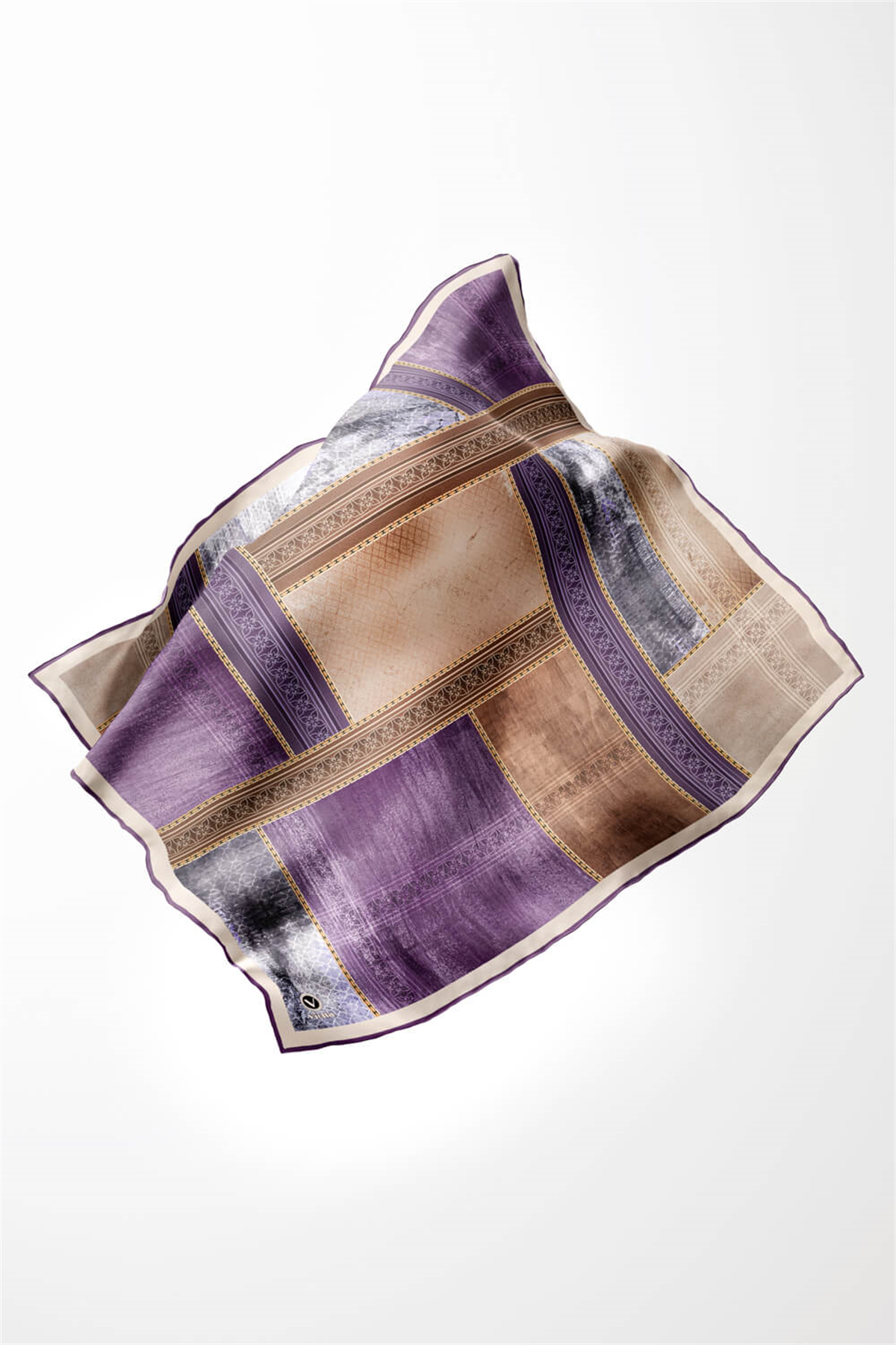 Twill Dokulu Ve Geometrik Desenli Mor Renkli 90x90 Eşarp (İpek İçermez) Dikim Şekli : El Dikişi