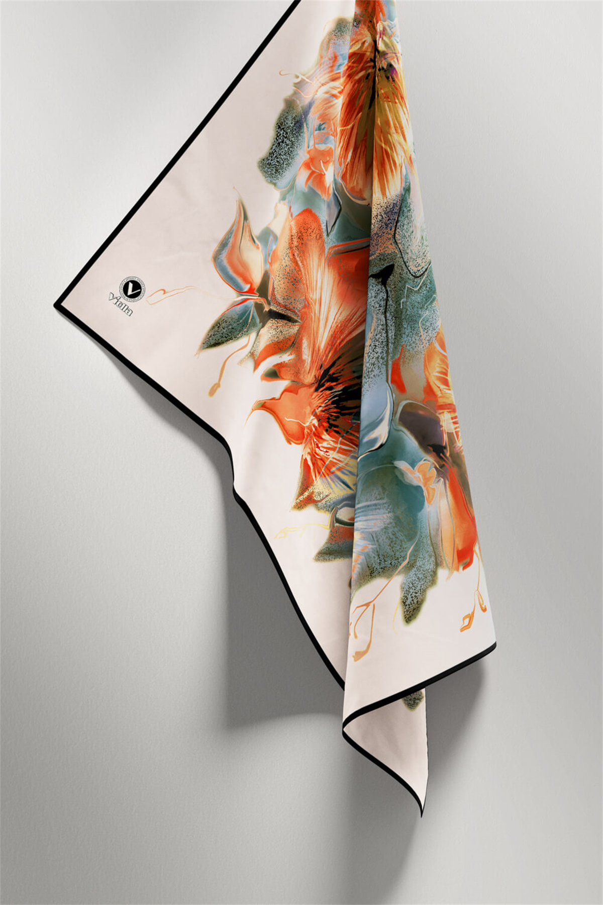 Twill Çiçek Desenli Turuncu Renkli 90x90 Eşarp (İpek İçermez) Kenar Dikiş Şekli El Dikişli