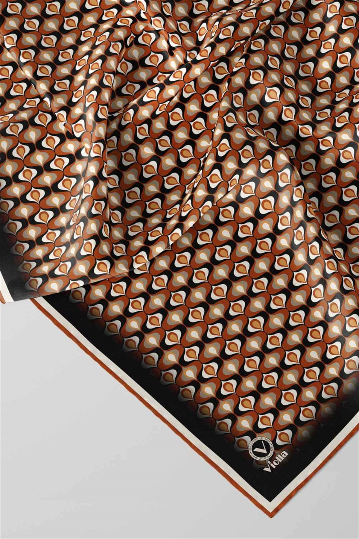 Twill Çıtır Desenli Taba Renkli 90x90 Eşarp (İpek İçermez) Kenar Dikiş Şekli El Dikişli