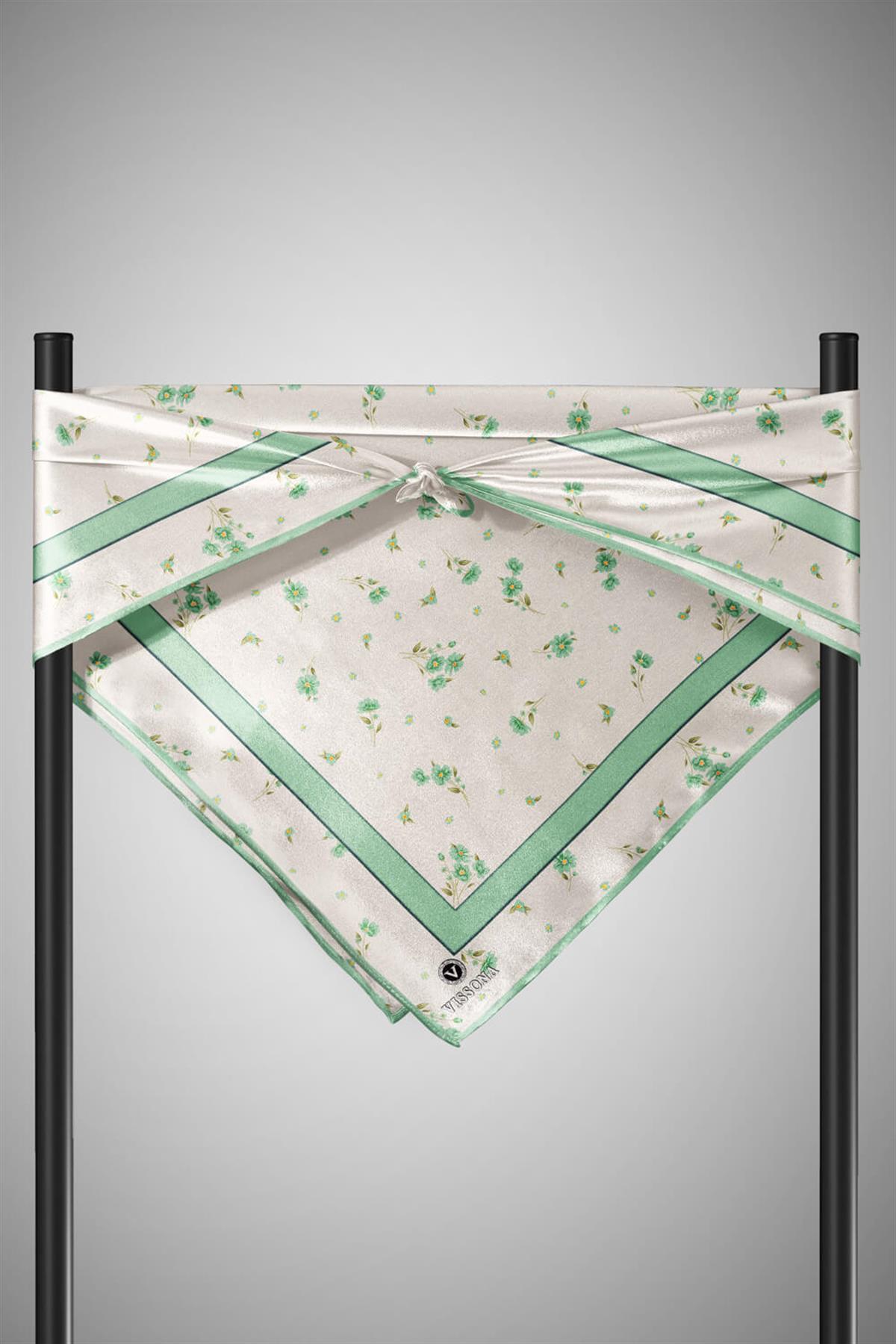 100% Twill İpek Bordürlü Çıtır Çiçek Desenli Benetton Yeşili Renkli 90x90 Dikim Şekli : El Dikişi Eşarp