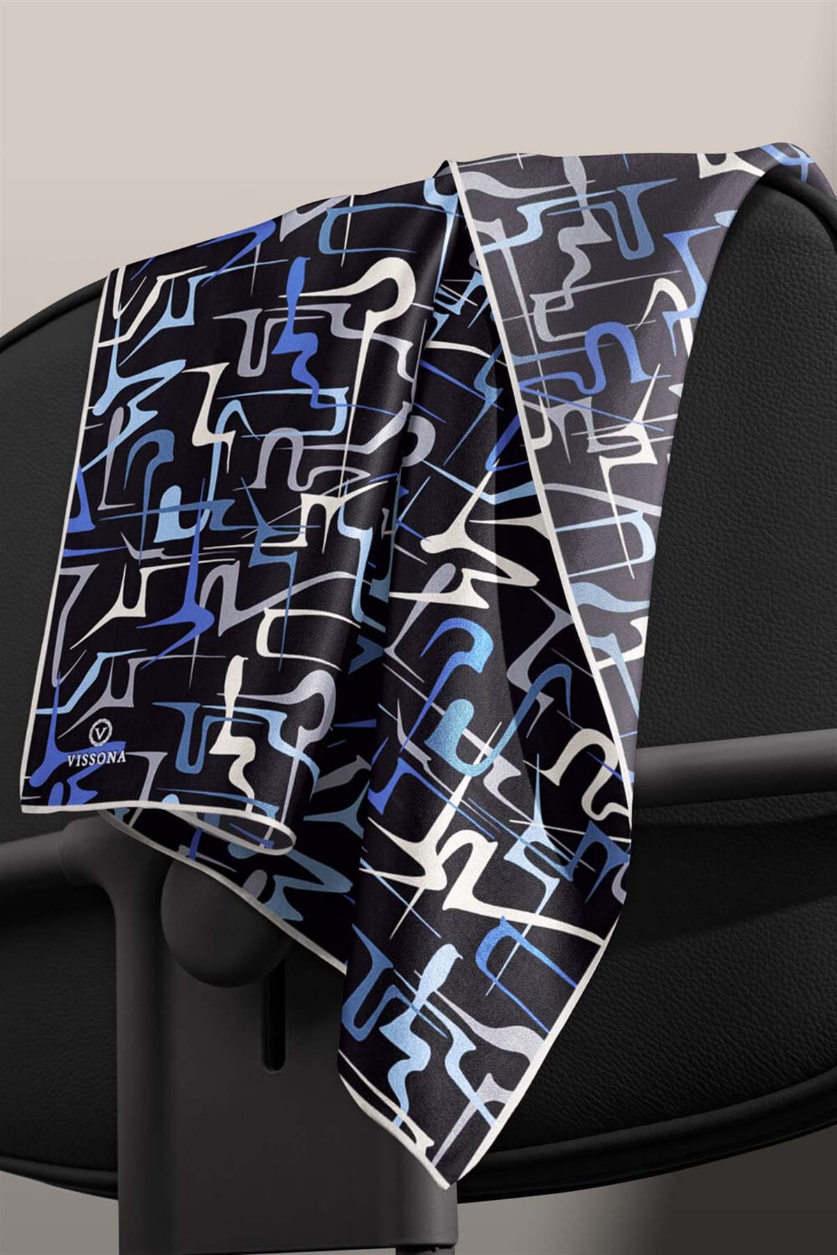 %100 Twill İpek Soyut Geometrik Desenli İndigo - Gri Renkli 90x90 Eşarp Dikim Şekli : El Dikişi