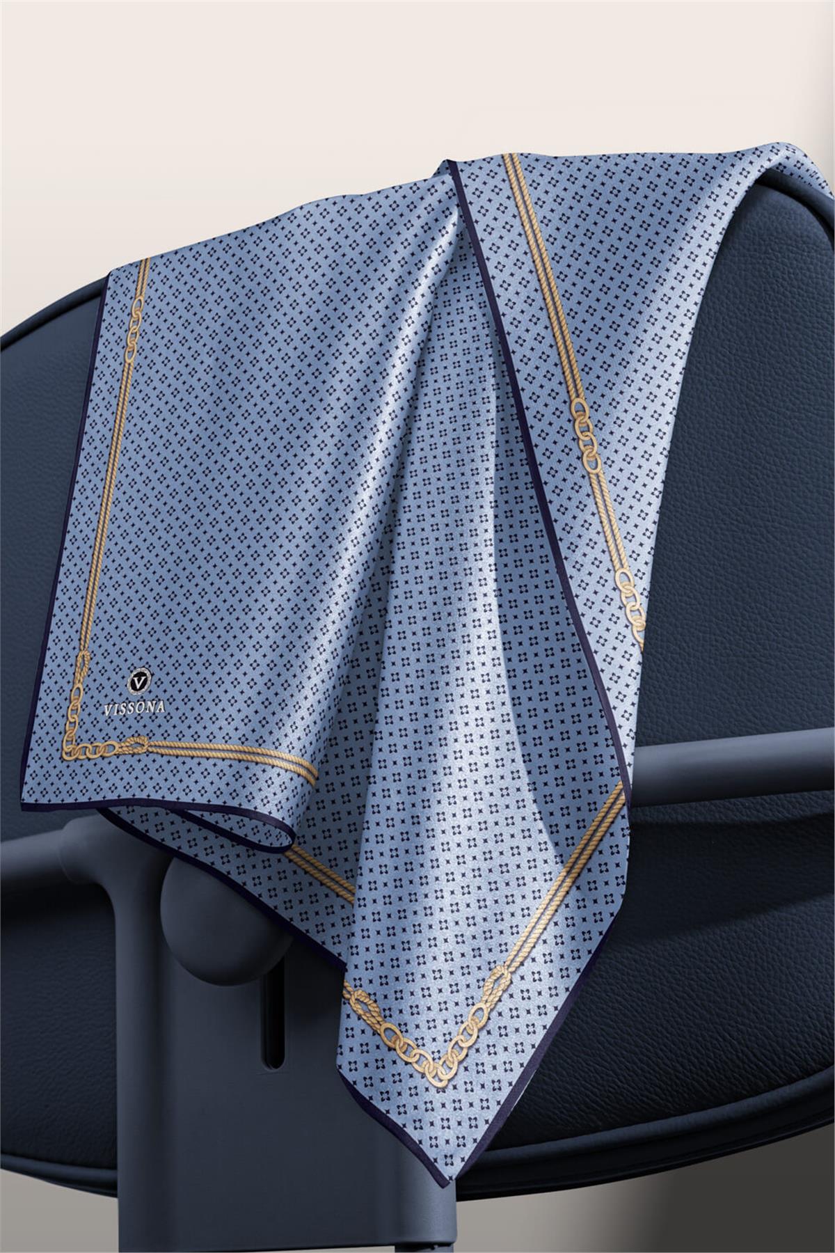 %100 Twill İpek Zincir Desenli Bebe Mavisi - Siyah Renkli 90x90 Eşarp Dikim Şekli : El Dikişi