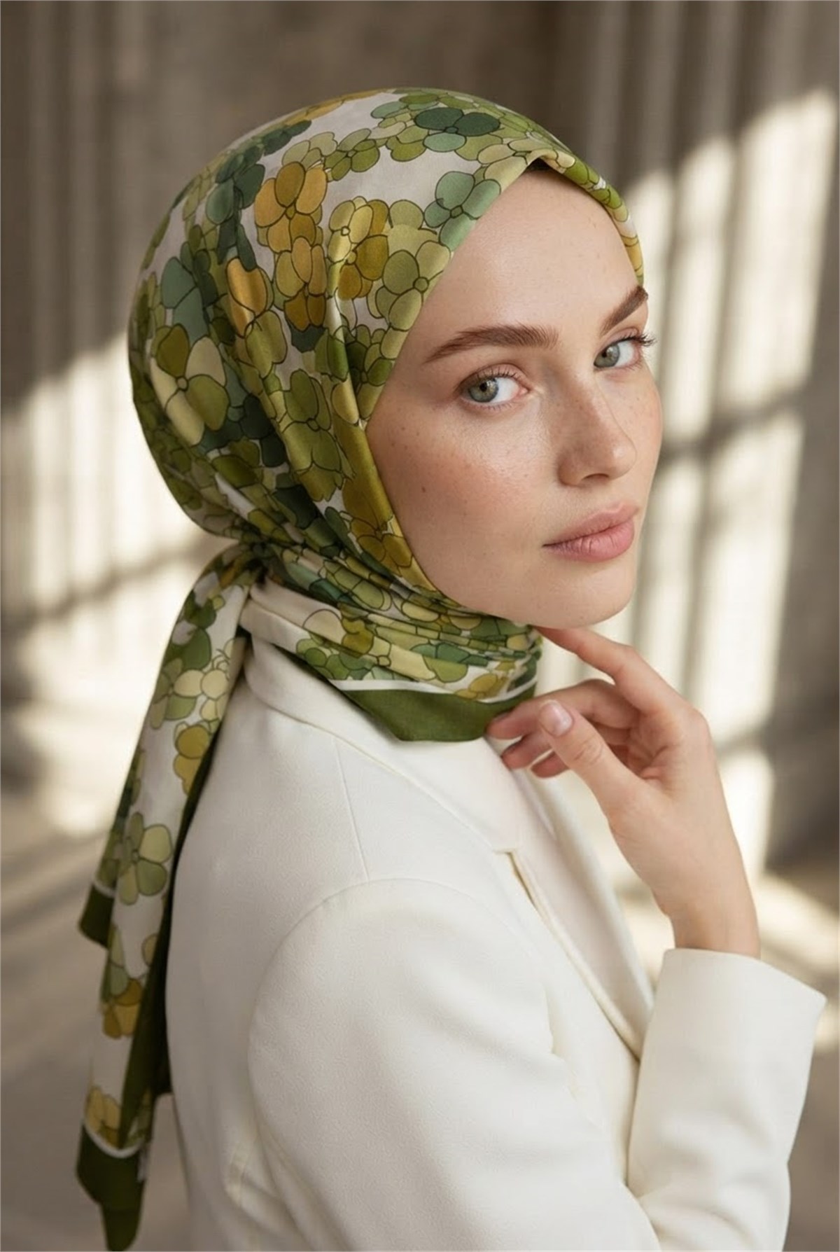 KREP YONCA DESENLİ HAKİ RENKLİ 75X195 KIRIŞMAZ ŞAL