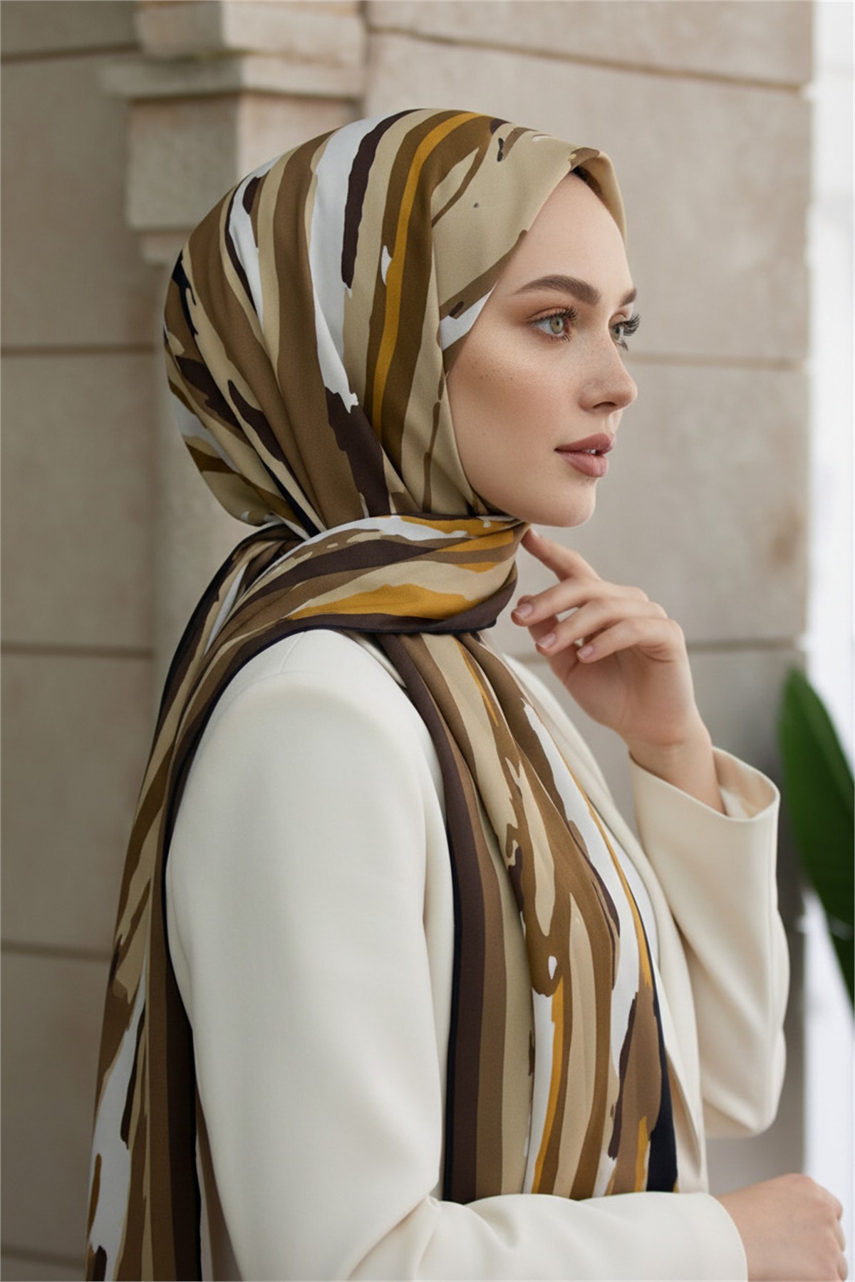KREP GEOMETRİK DESENLİ BEJ RENKLİ 75X195 KIRIŞMAZ ŞAL