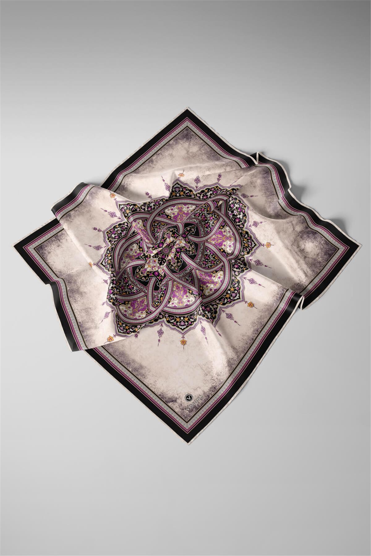 %100 Twill İpek Şal Desenli Siyah - Mürdüm Renkli 90x90 Eşarp Dikim Şekli : El Dikişi