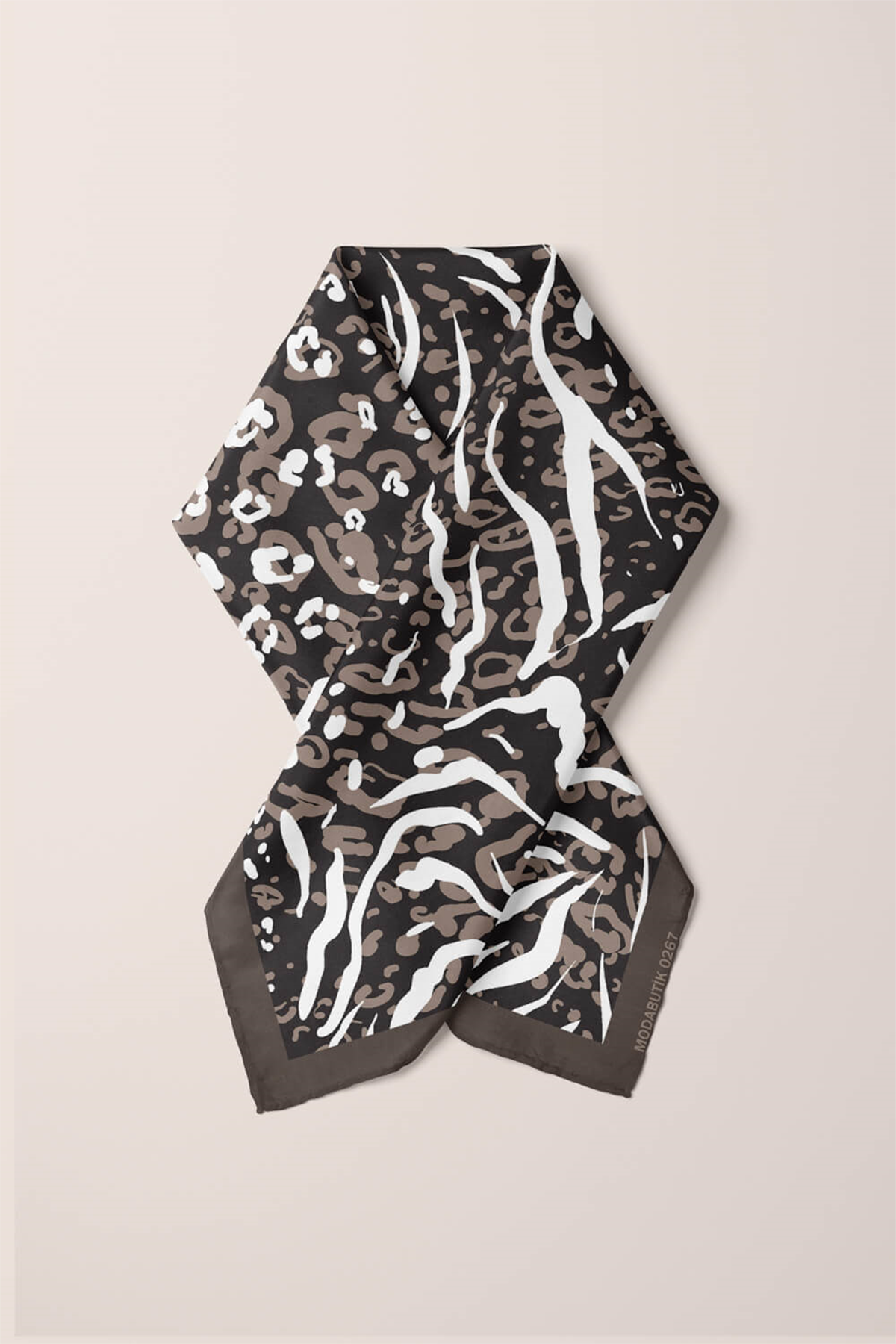 Z21 Kadın Yaprak Desenli Bandana 50x50 Kahverengi Beyaz - DG0267