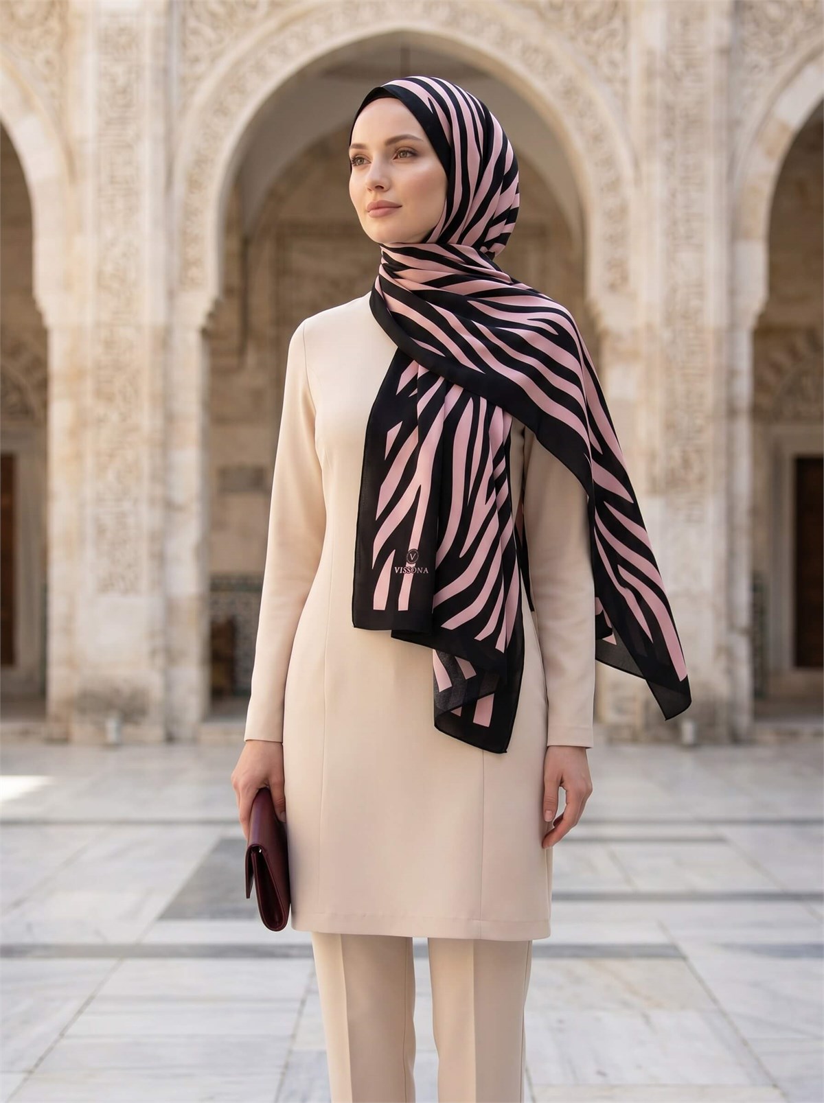 Kırışmaz Krep Şal Zebra Desenli Siyah Pudra 75x195 cm Kaymaz Kolay Şekil Alan