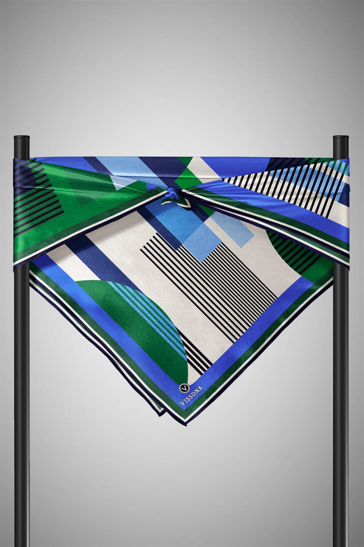 100% Twill İpek Geometrik Desenli Saks - Zümrüt Yeşili Renkli 90x90 Dikim Şekli : El Dikişi Eşarp