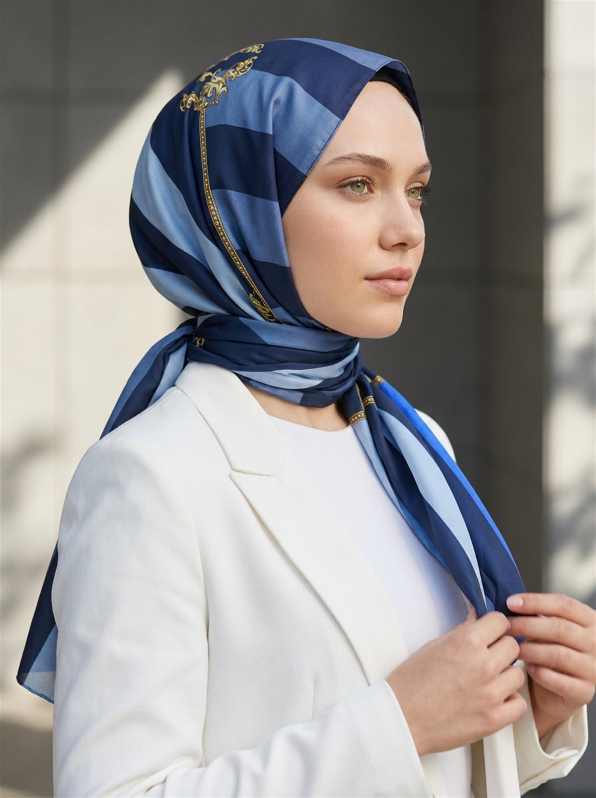 %100 Saf İpek Şal İnce Saten Vual Dokuma Şerit Ve Varak Desenli Saks - Fuşya Renkli 90x210 Şal