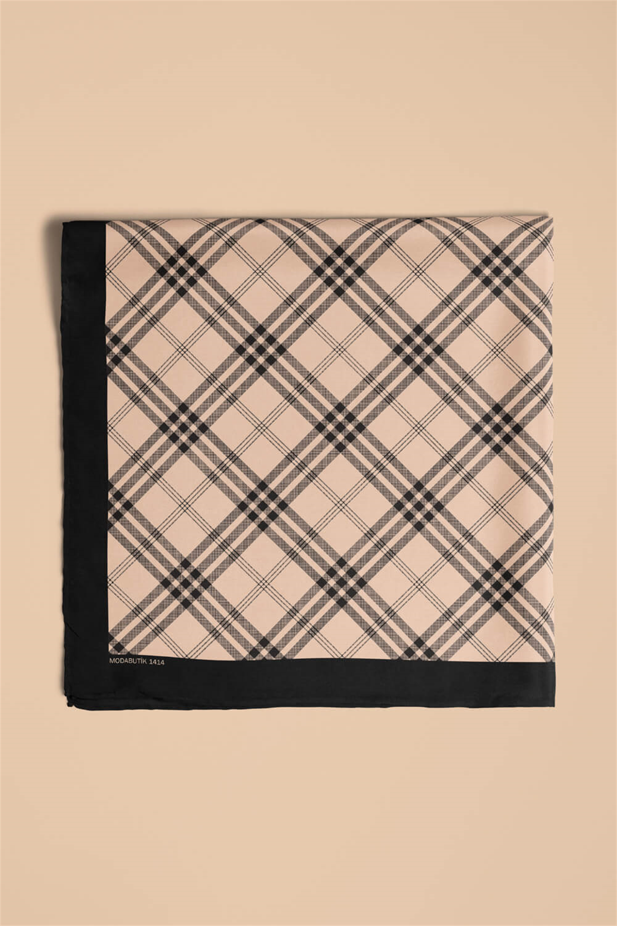 G36 Kadın Krem Kare Desenli 50x50 Bandana