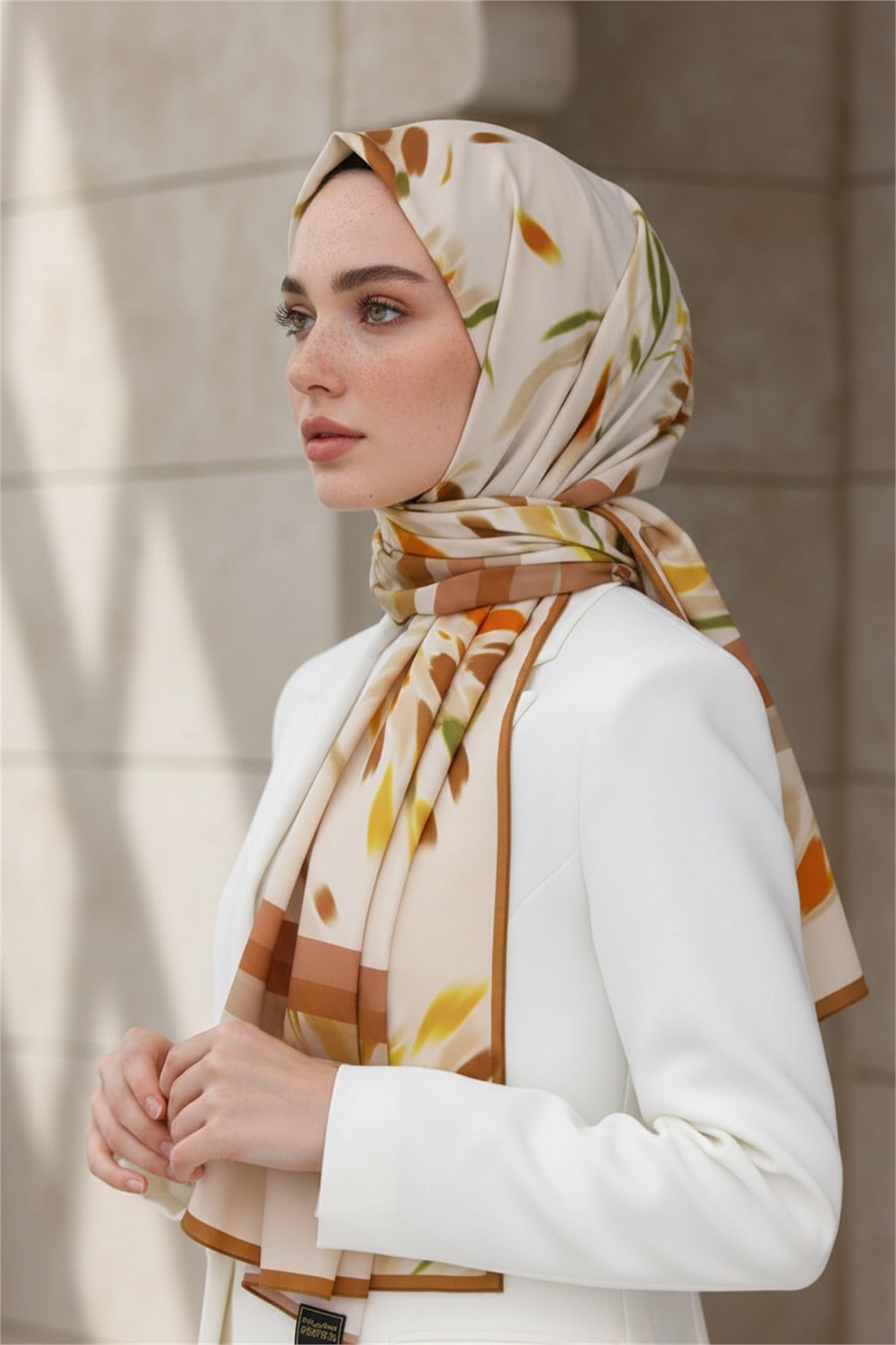 KREP LALE DESENLİ TABA RENKLİ 75X195 KIRIŞMAZ ŞAL