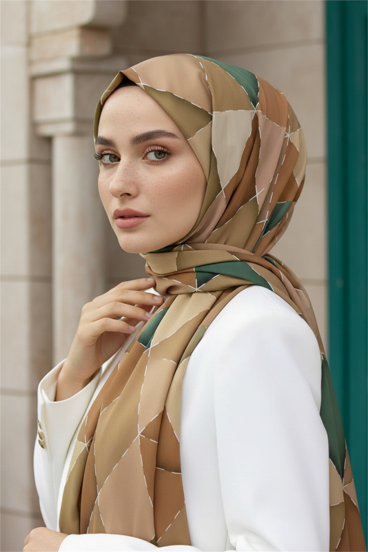 KREP ÜÇGEN YAMA DESENLİ MİNT YEŞİLİ RENKLİ 75X195 KIRIŞMAZ ŞAL