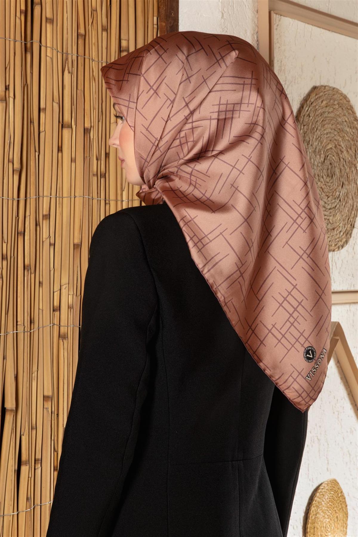 %100 Twill İpek Çizgi Desenli Soğan Kabuğu Renkli 90x90 Eşarp Dikim Şekli : El Dikişi