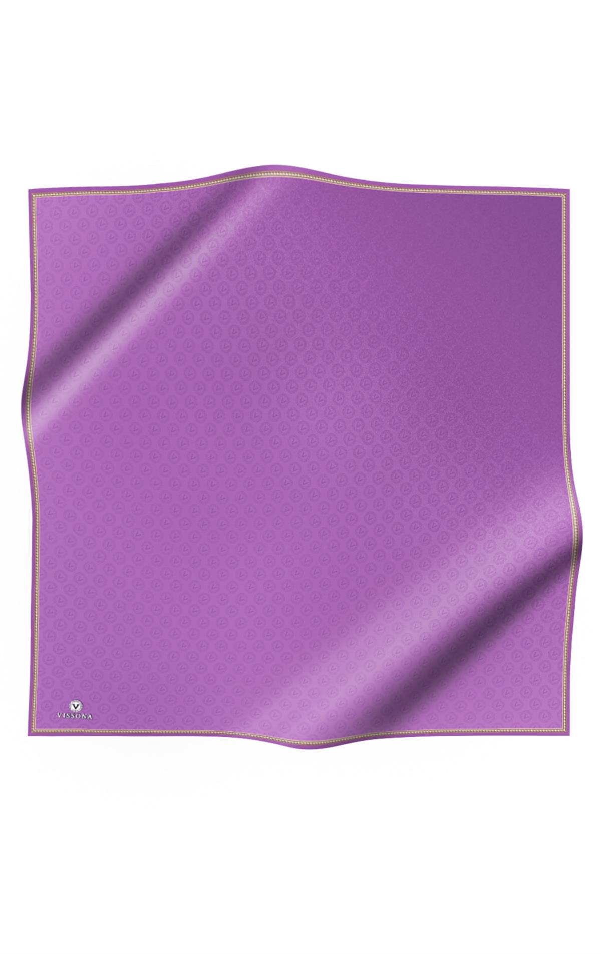 % 57 İPEK % 43 VİSKON Twill İpek Monogram Desenli Mor Renkli 90x90 Eşarp Dikim Şekli : El Dikişi
