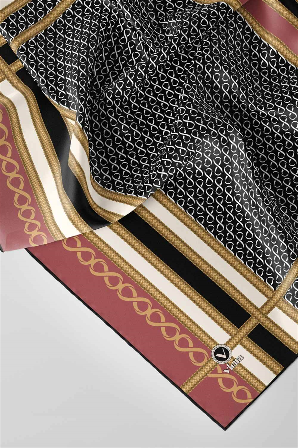 Twil Geometrik Desenli Pudra Renkli 90x90 Eşarp (İpek İçermez) Dikim Şekli : El Dikişi