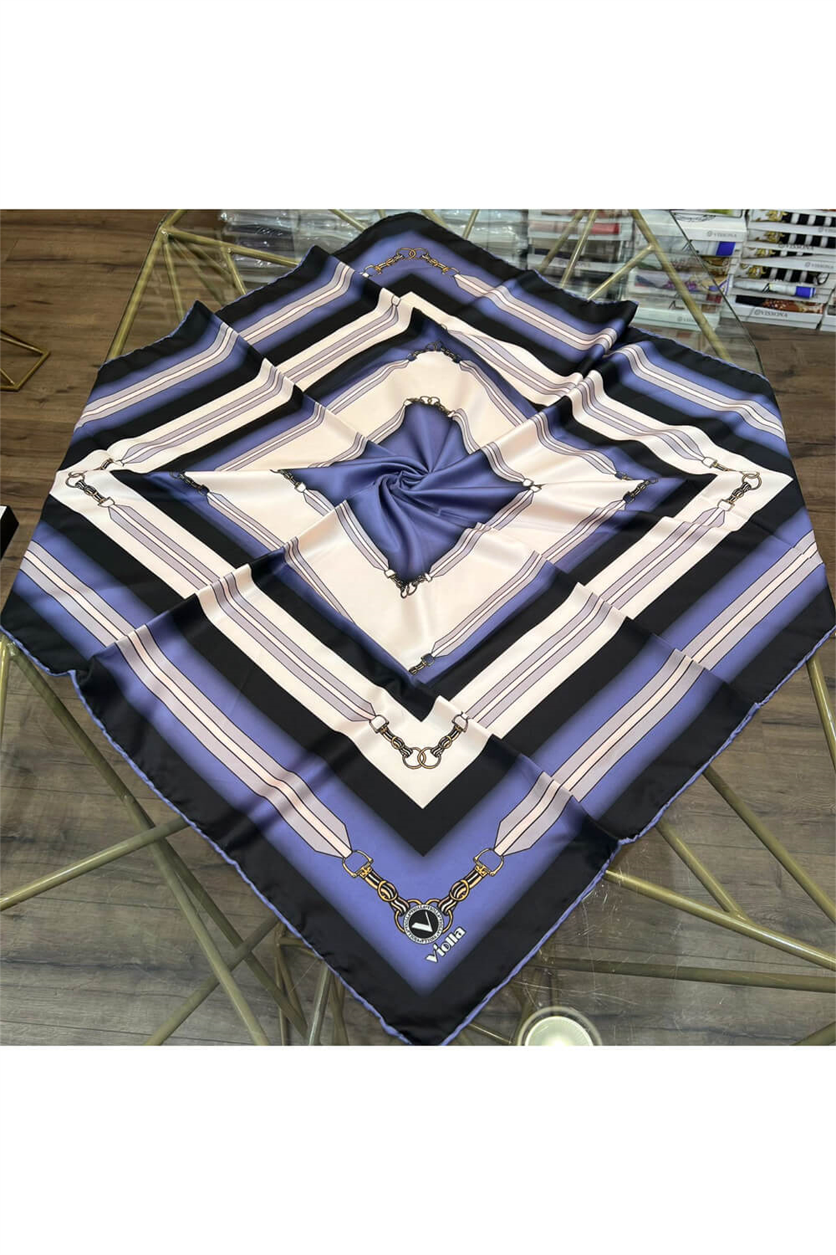 Twill Kemer Desenli İndigo Renkli 90x90 Eşarp (İpek İçermez) Dikim Şekli : El Dikişi